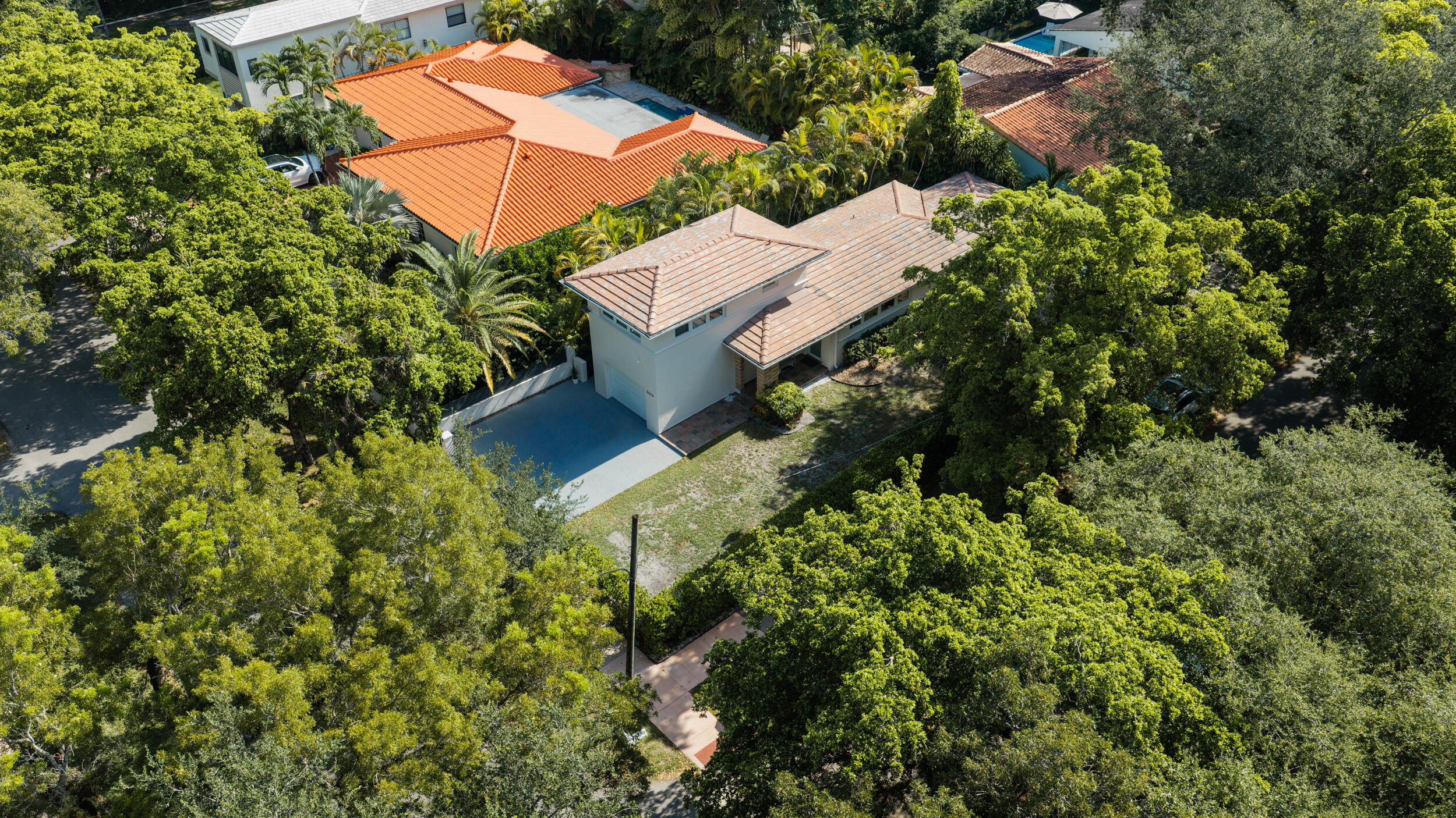 1015 Madrid, Coral Gables FL 33134