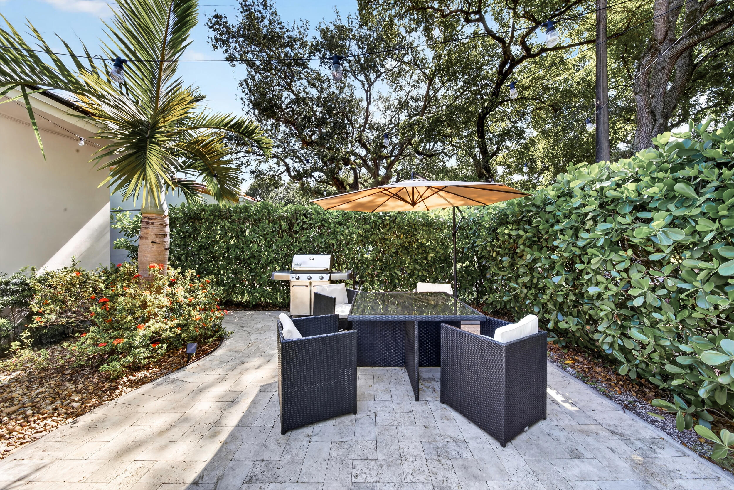 1015 Madrid, Coral Gables FL 33134