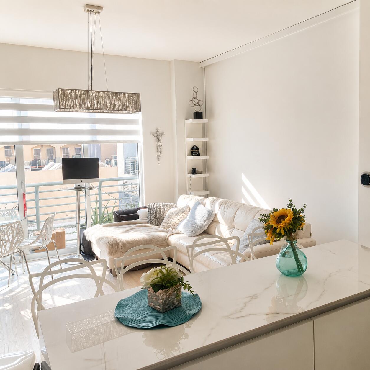 133 NE 2ND #208, Miami FL 33132