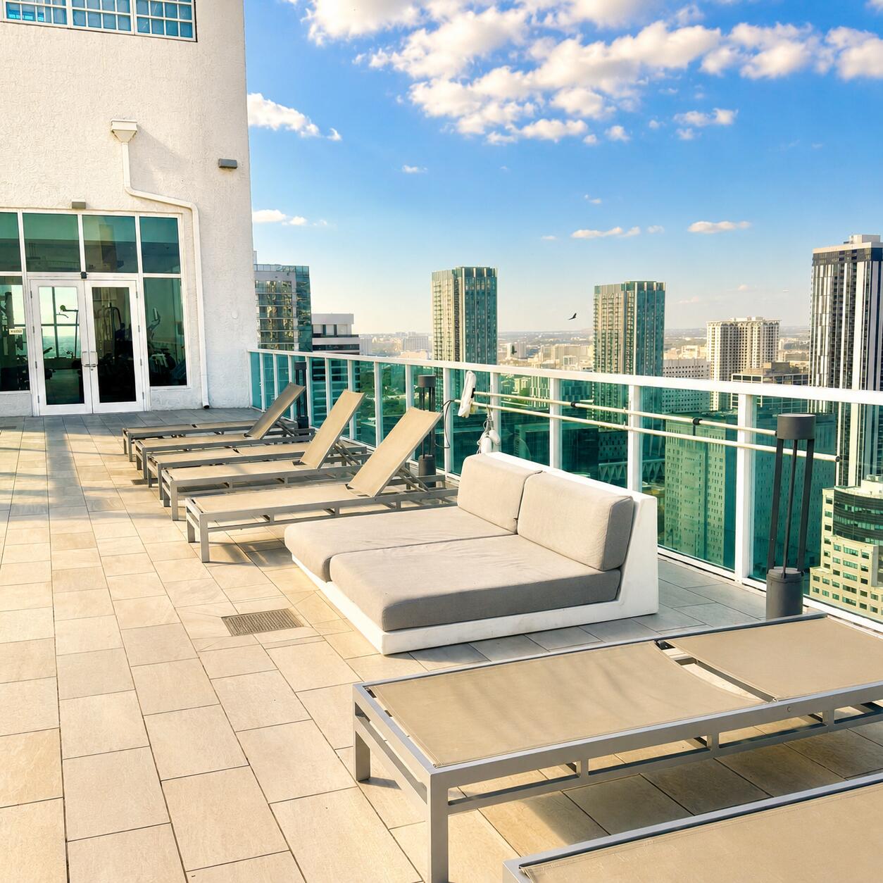133 NE 2ND #208, Miami FL 33132