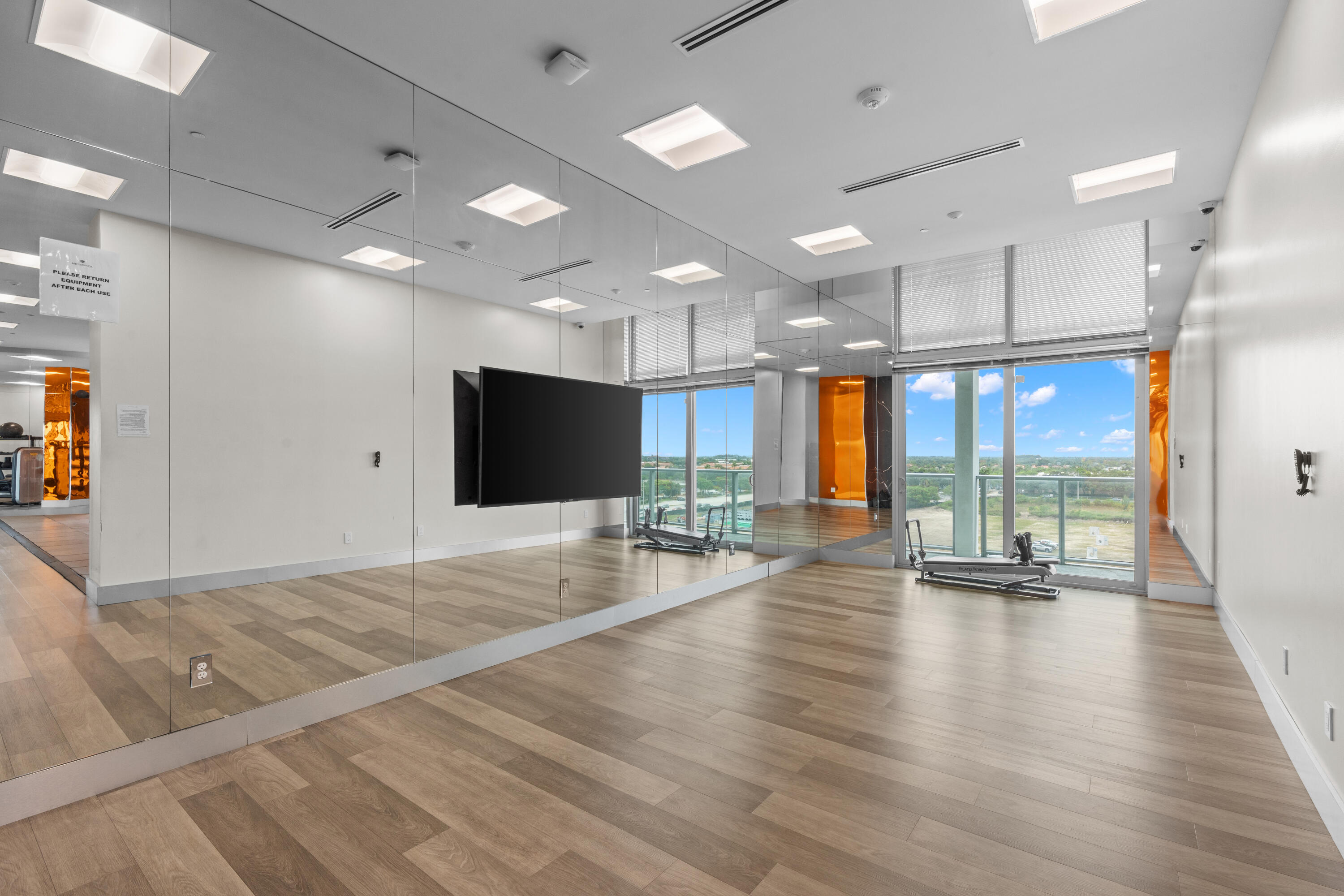 2000 Metropica #801, Sunrise FL 33323