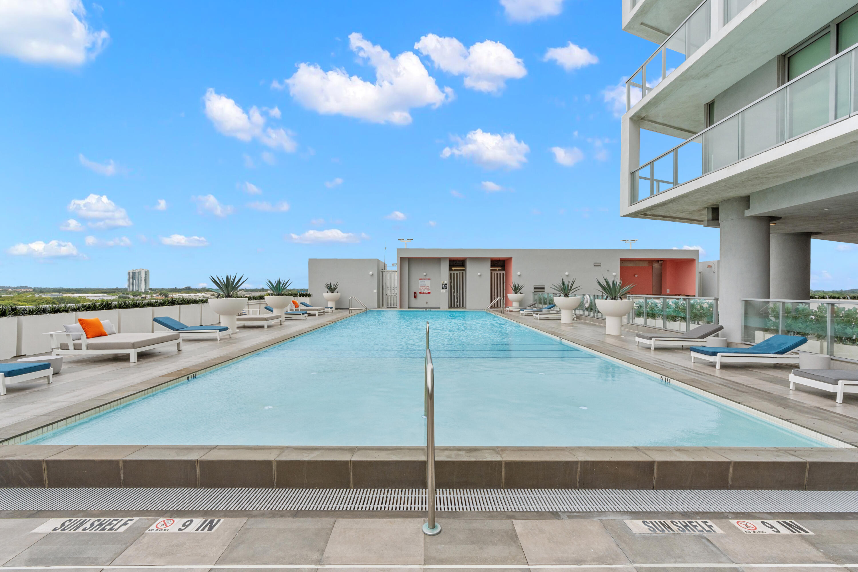 2000 Metropica #801, Sunrise FL 33323