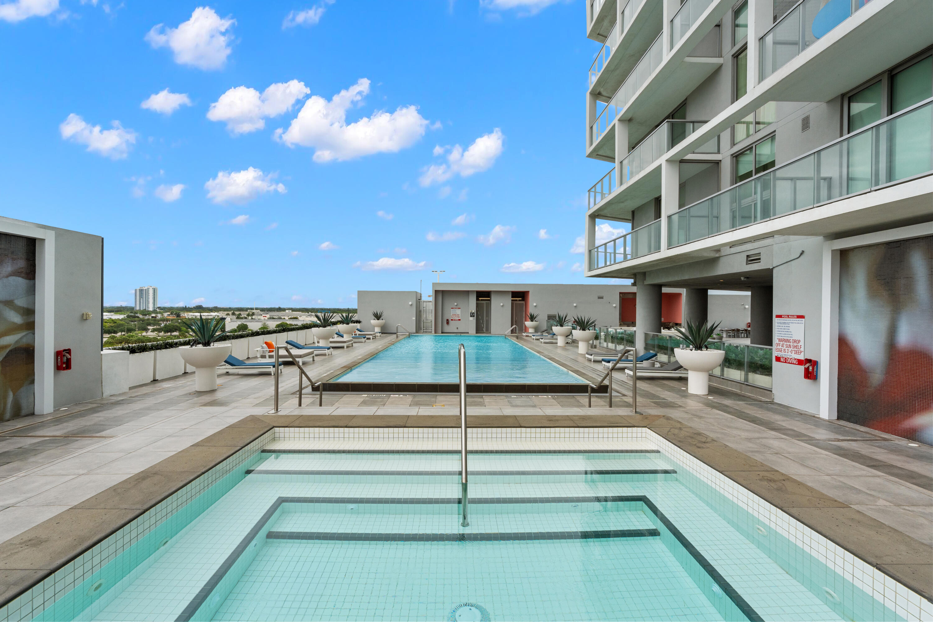 2000 Metropica #801, Sunrise FL 33323