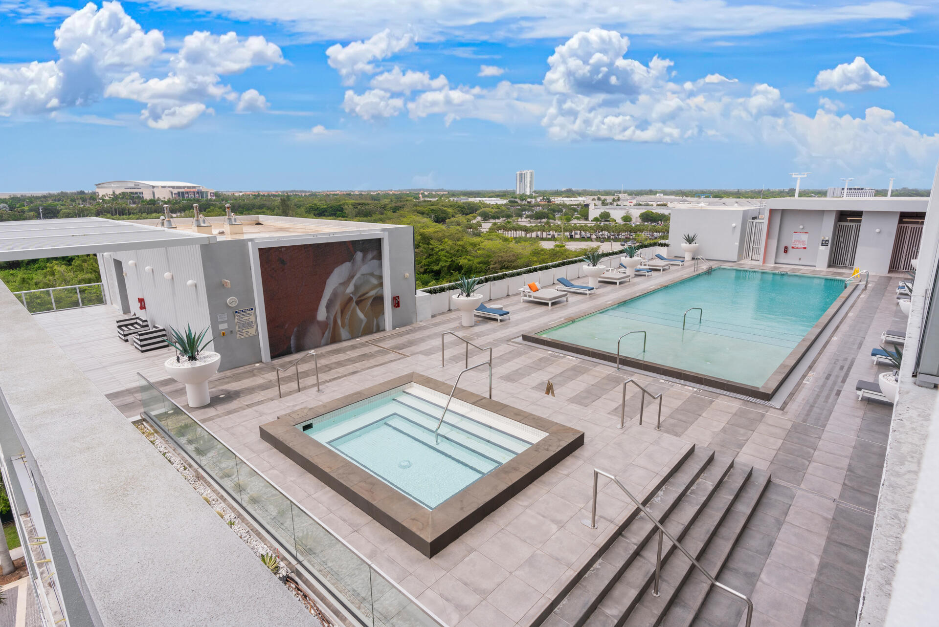 2000 Metropica #801, Sunrise FL 33323
