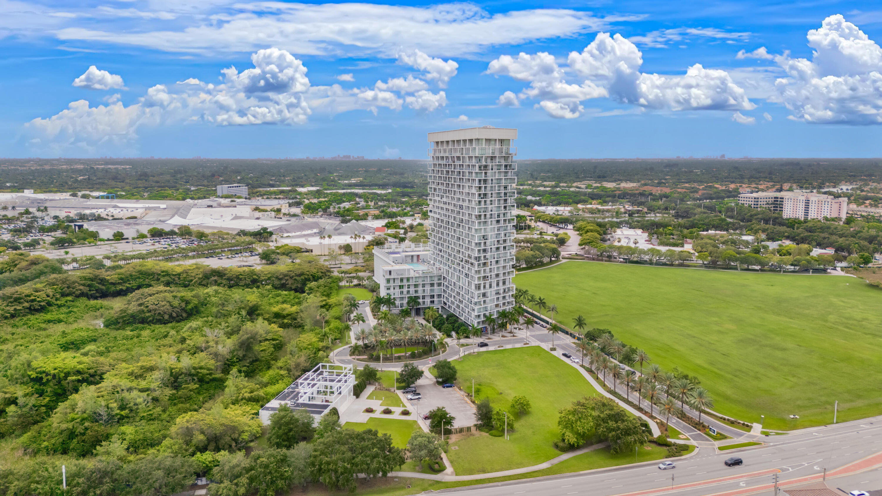2000 Metropica #801, Sunrise FL 33323
