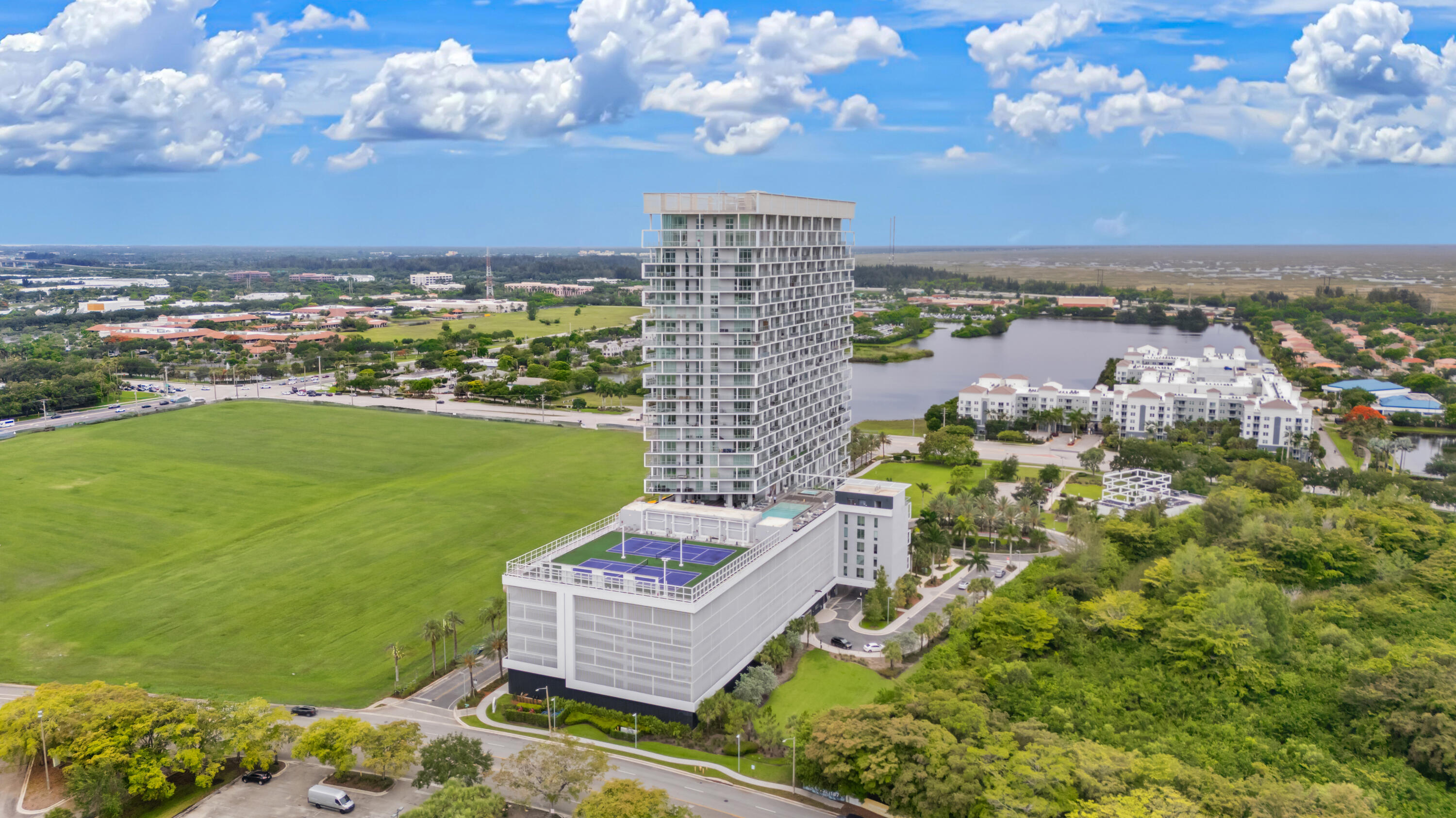 2000 Metropica #801, Sunrise FL 33323