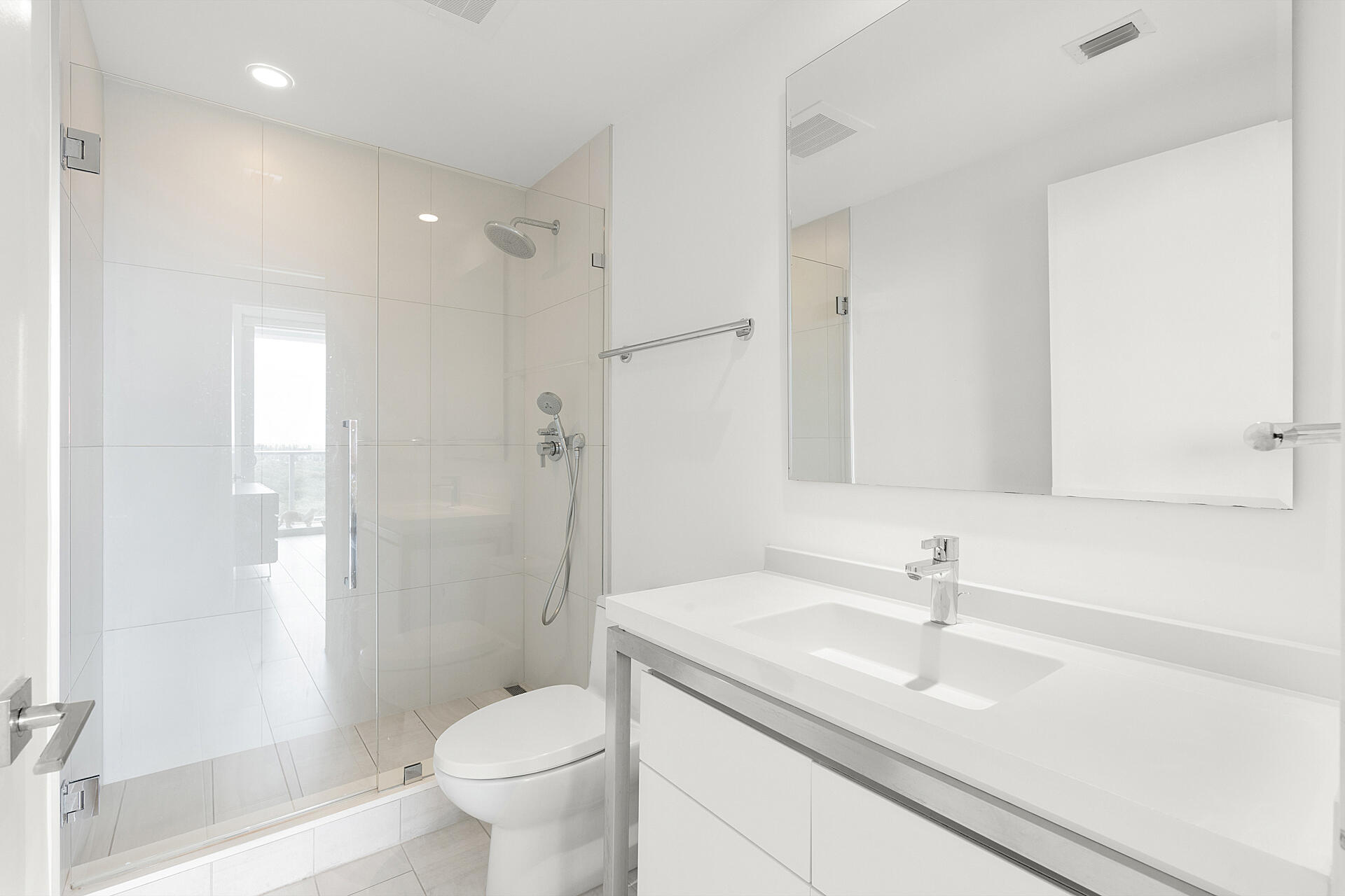 2000 Metropica #801, Sunrise FL 33323