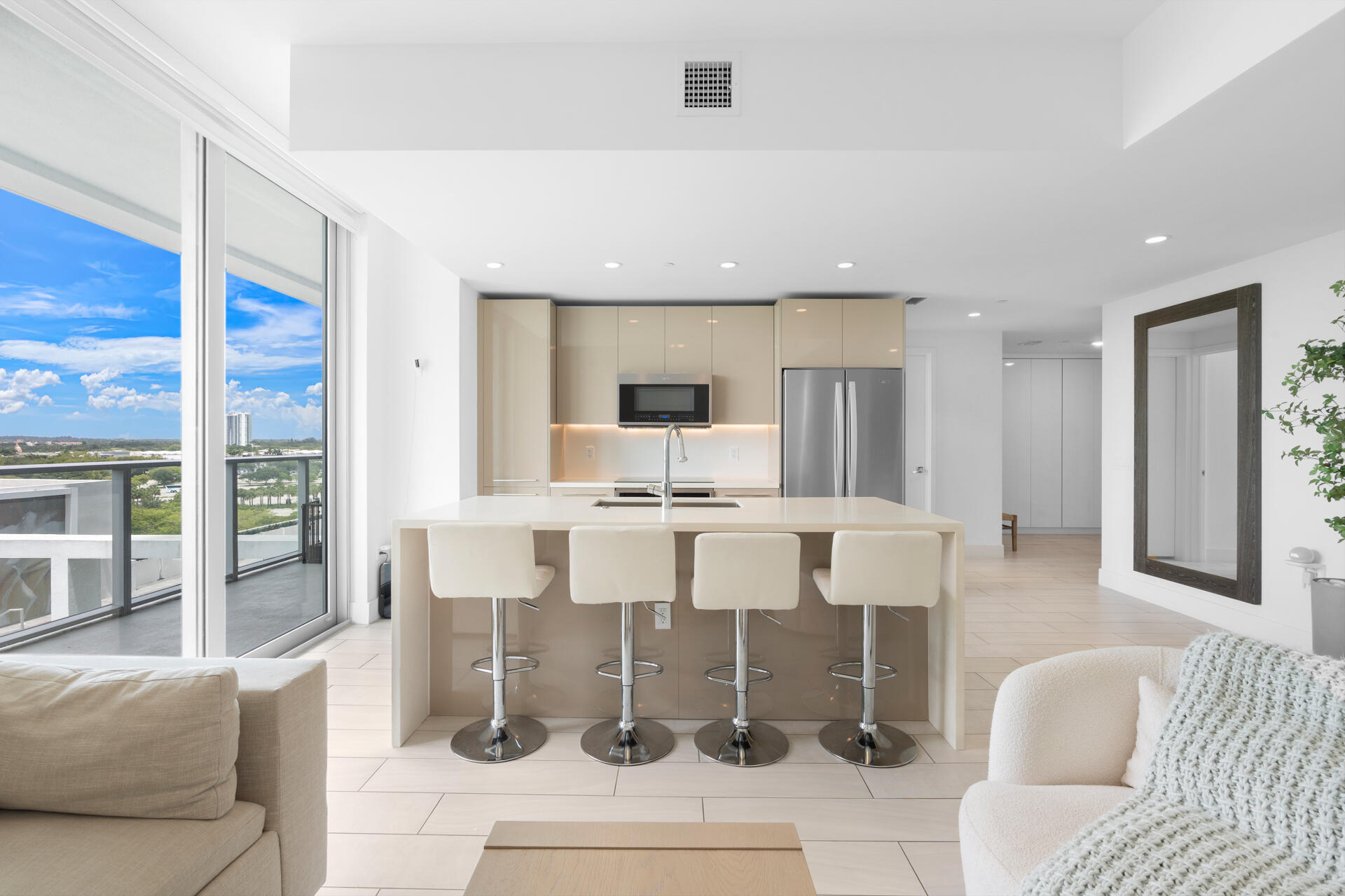2000 Metropica #801, Sunrise FL 33323