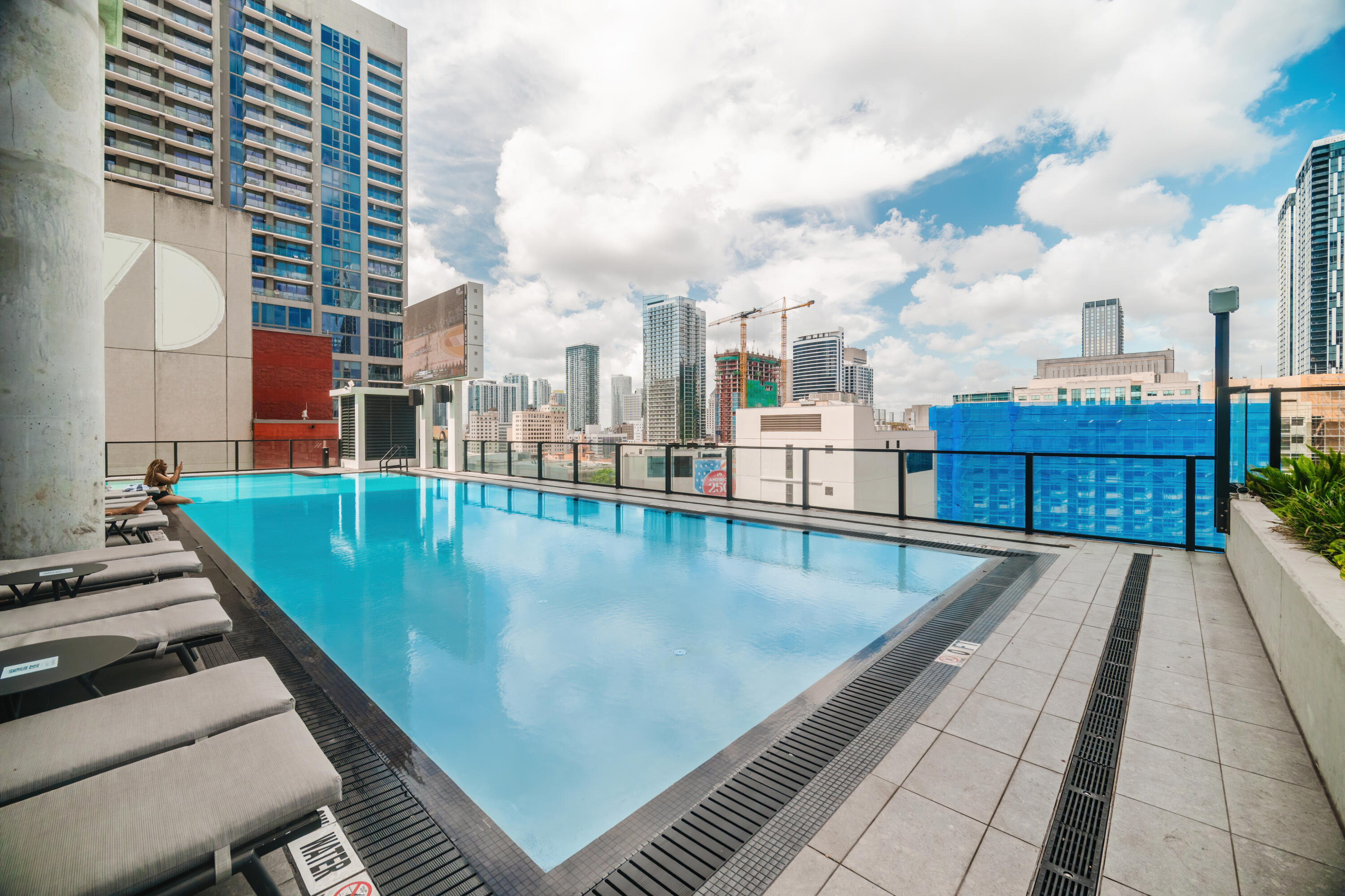 398 NE 5TH #1515, Miami FL 33132