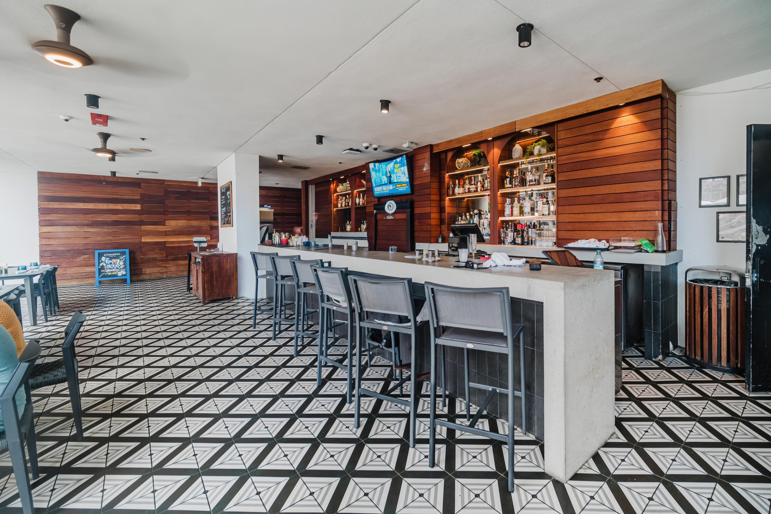 398 NE 5TH #1515, Miami FL 33132