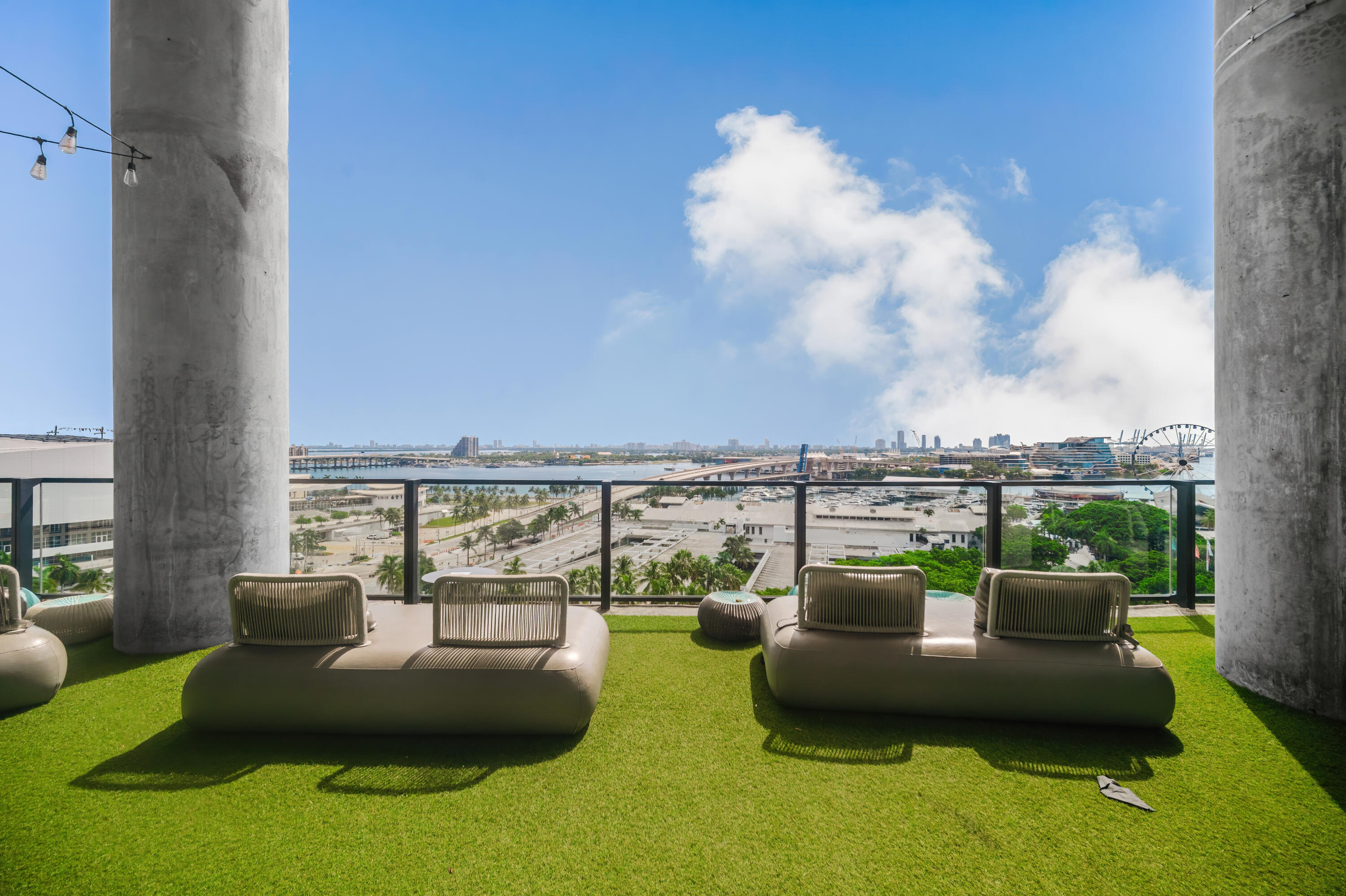 398 NE 5TH #1515, Miami FL 33132