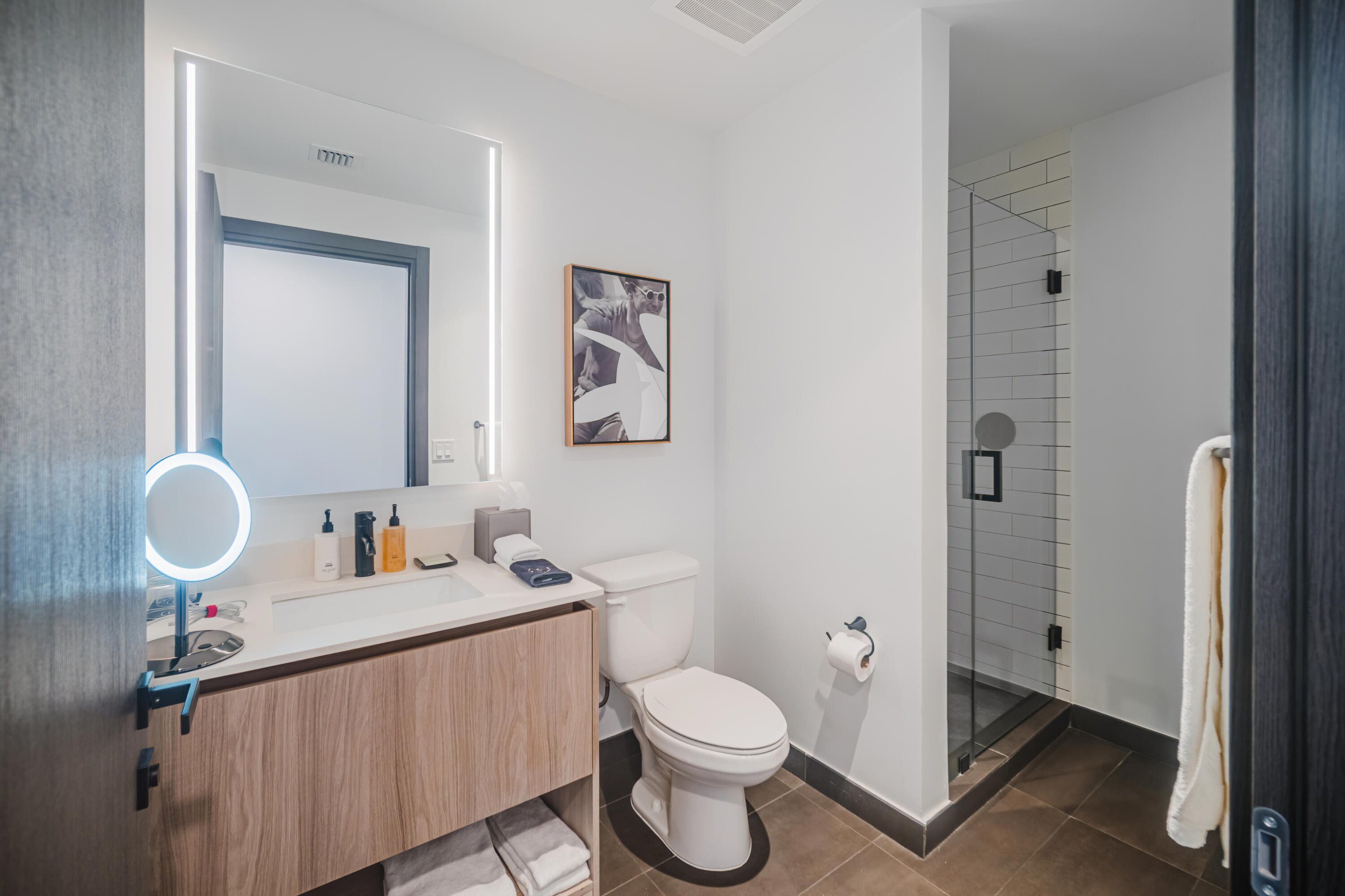 398 NE 5TH #1515, Miami FL 33132