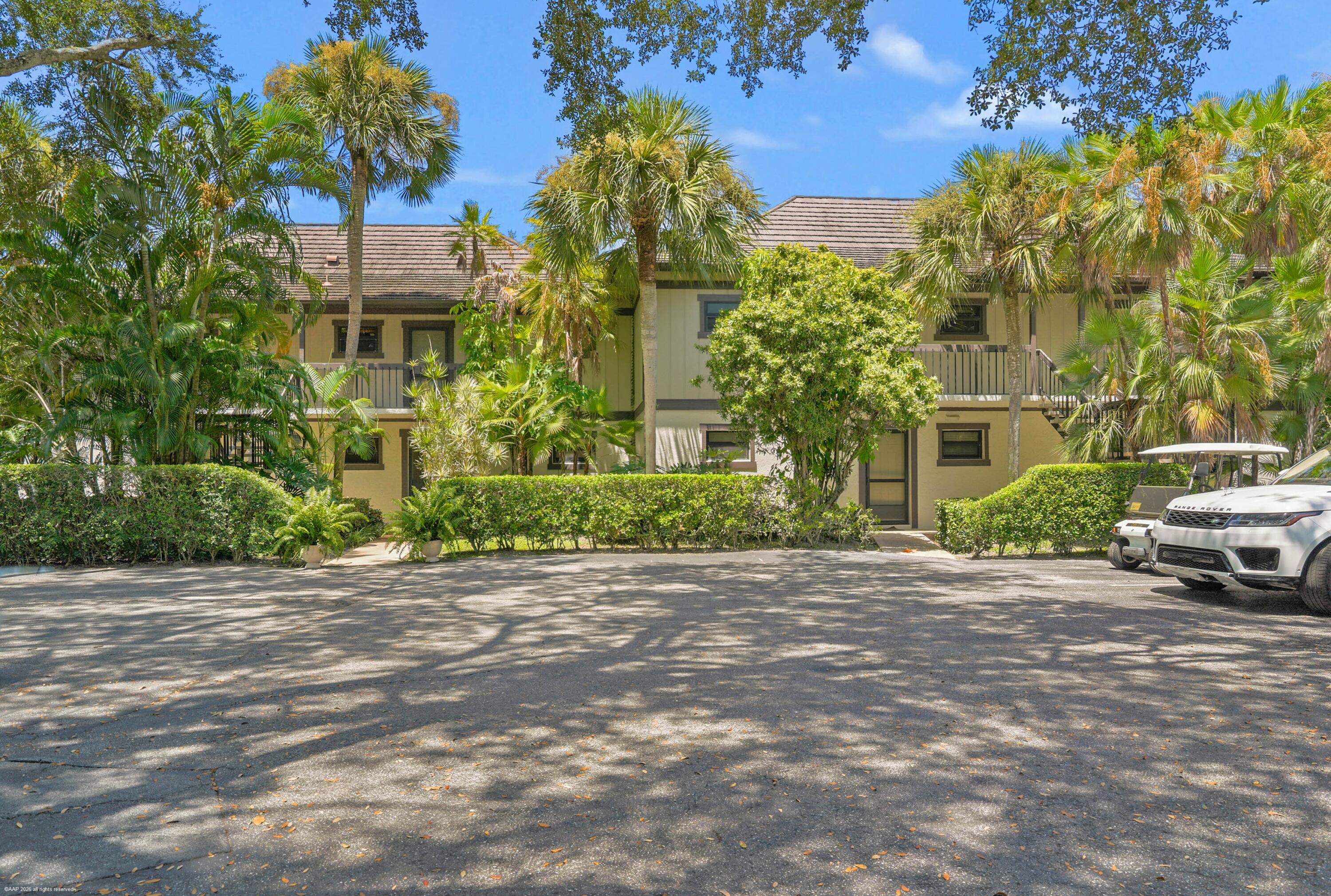 13334 Polo Club #228, Wellington FL 33414