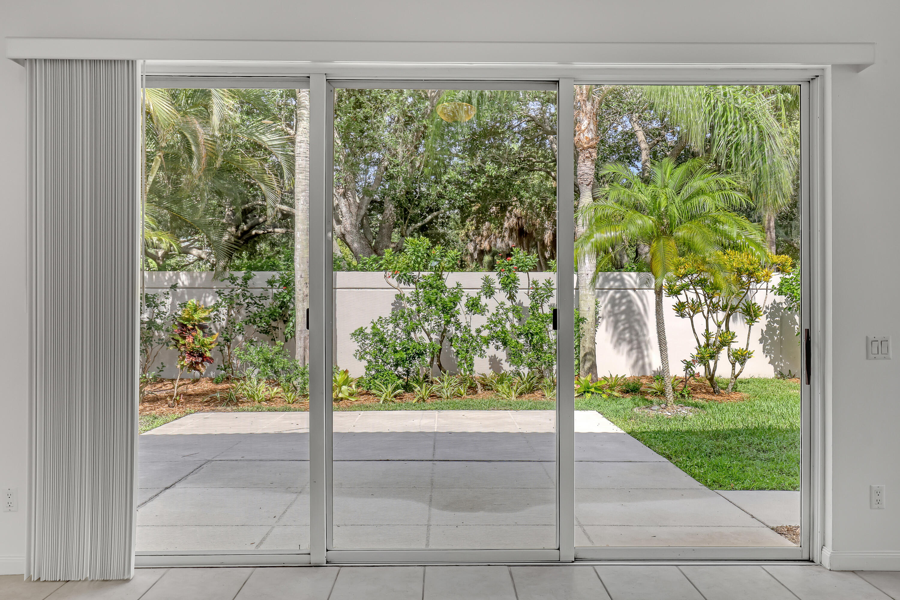 204 S HAMPTON, Jupiter FL 33458