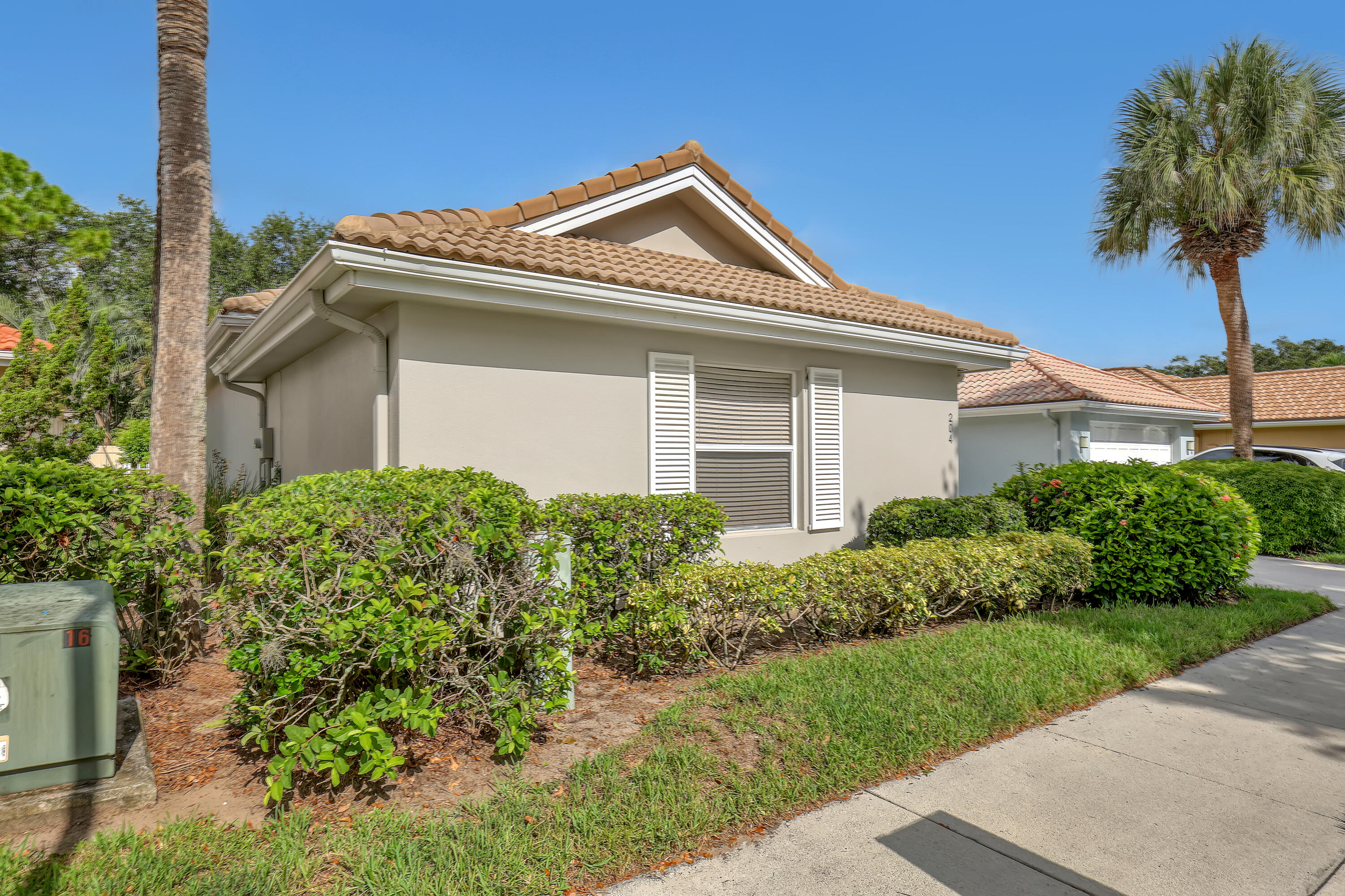 204 S HAMPTON, Jupiter FL 33458