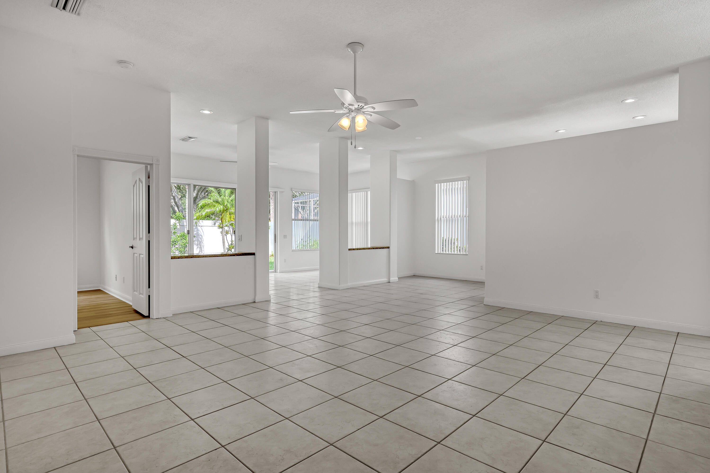 204 S HAMPTON, Jupiter FL 33458