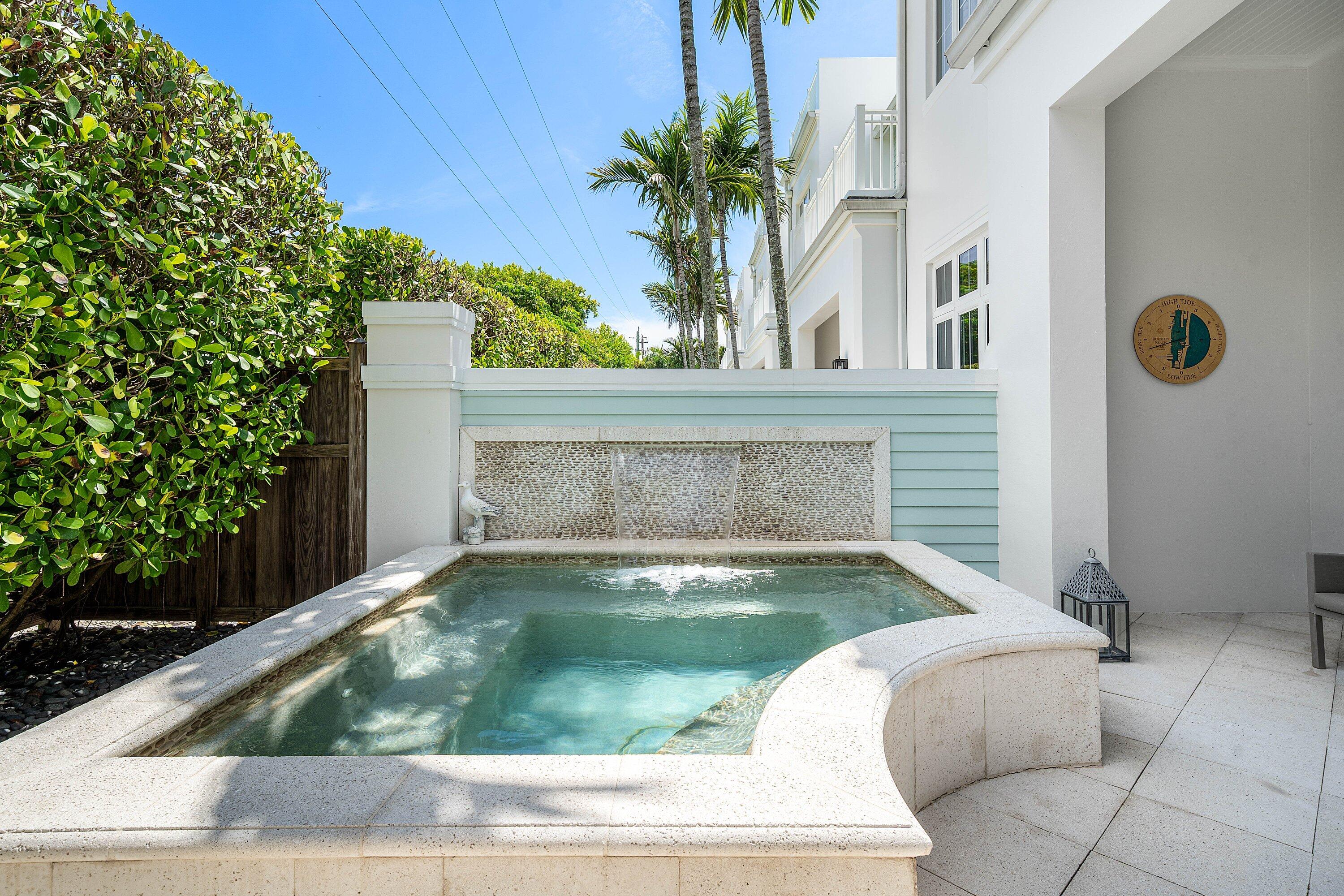 5 Adams, Ocean Ridge FL 33435