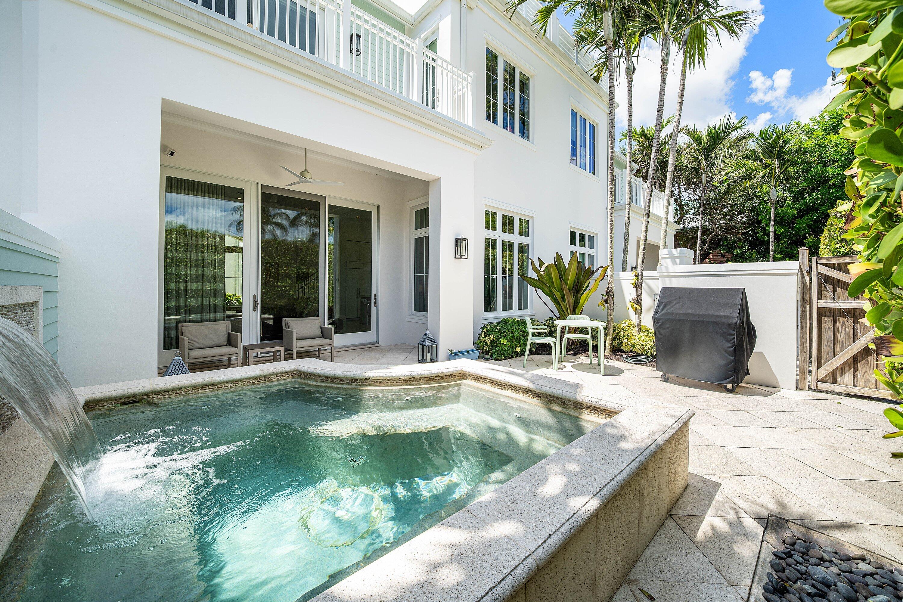 5 Adams, Ocean Ridge FL 33435