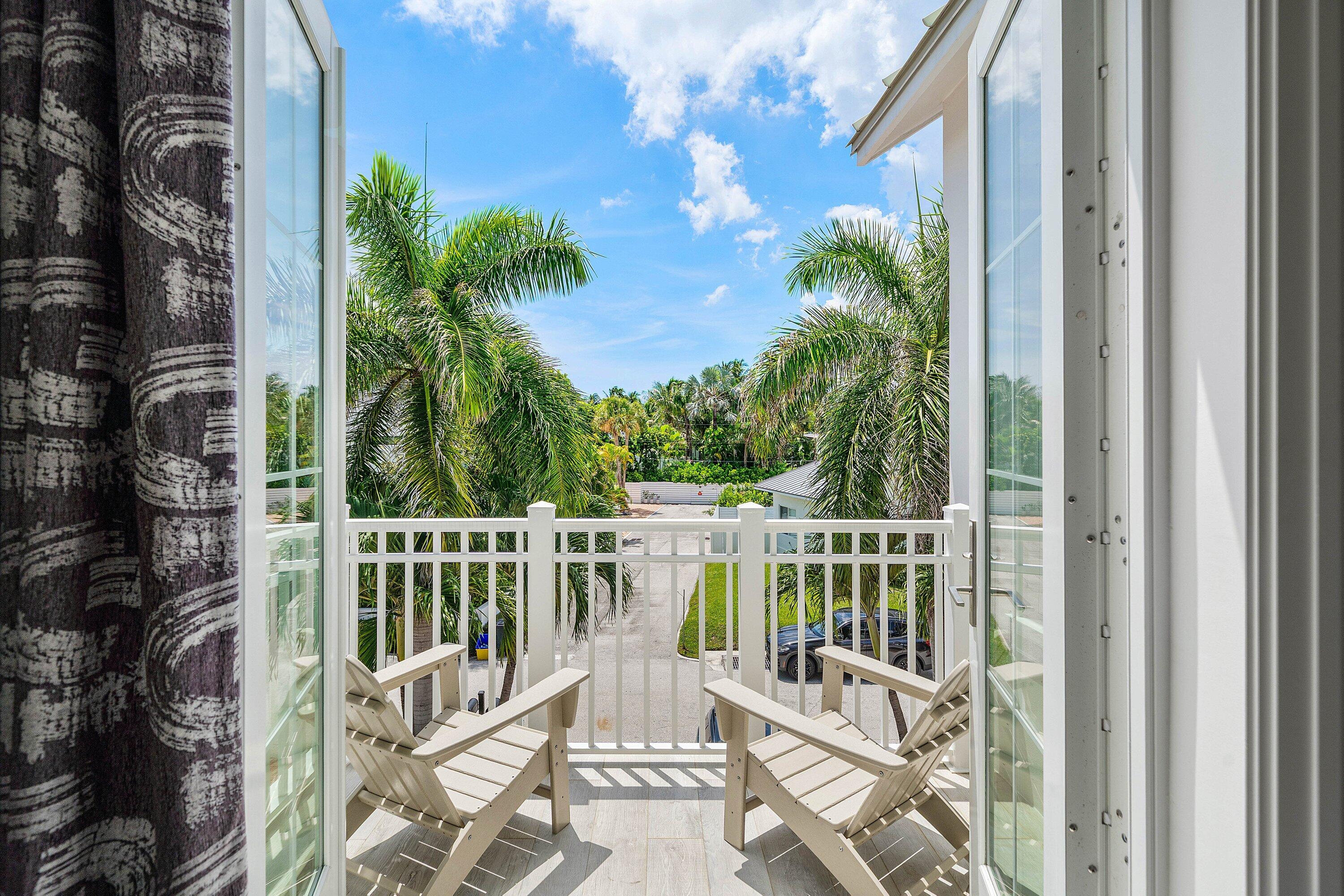 5 Adams, Ocean Ridge FL 33435