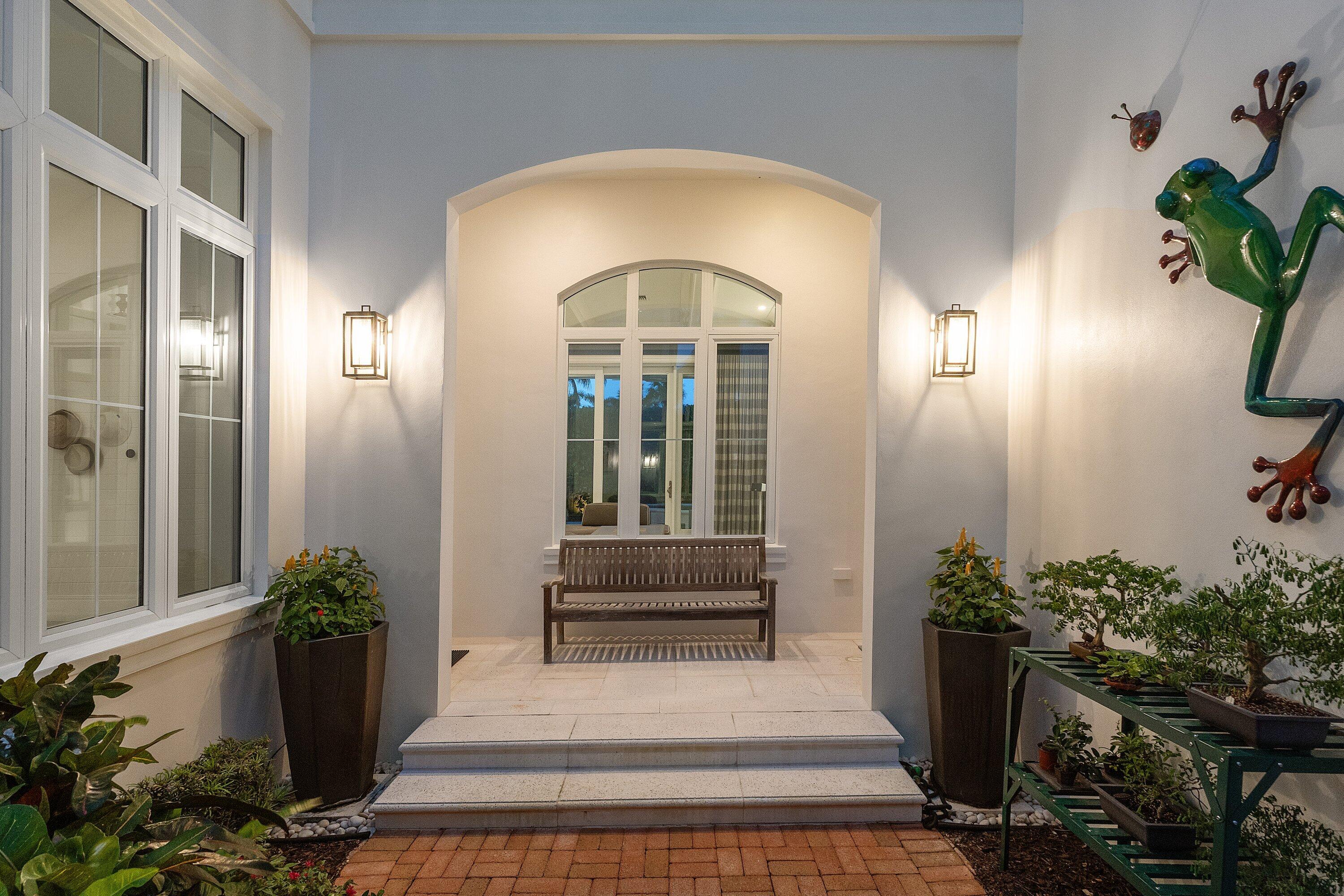 5 Adams, Ocean Ridge FL 33435