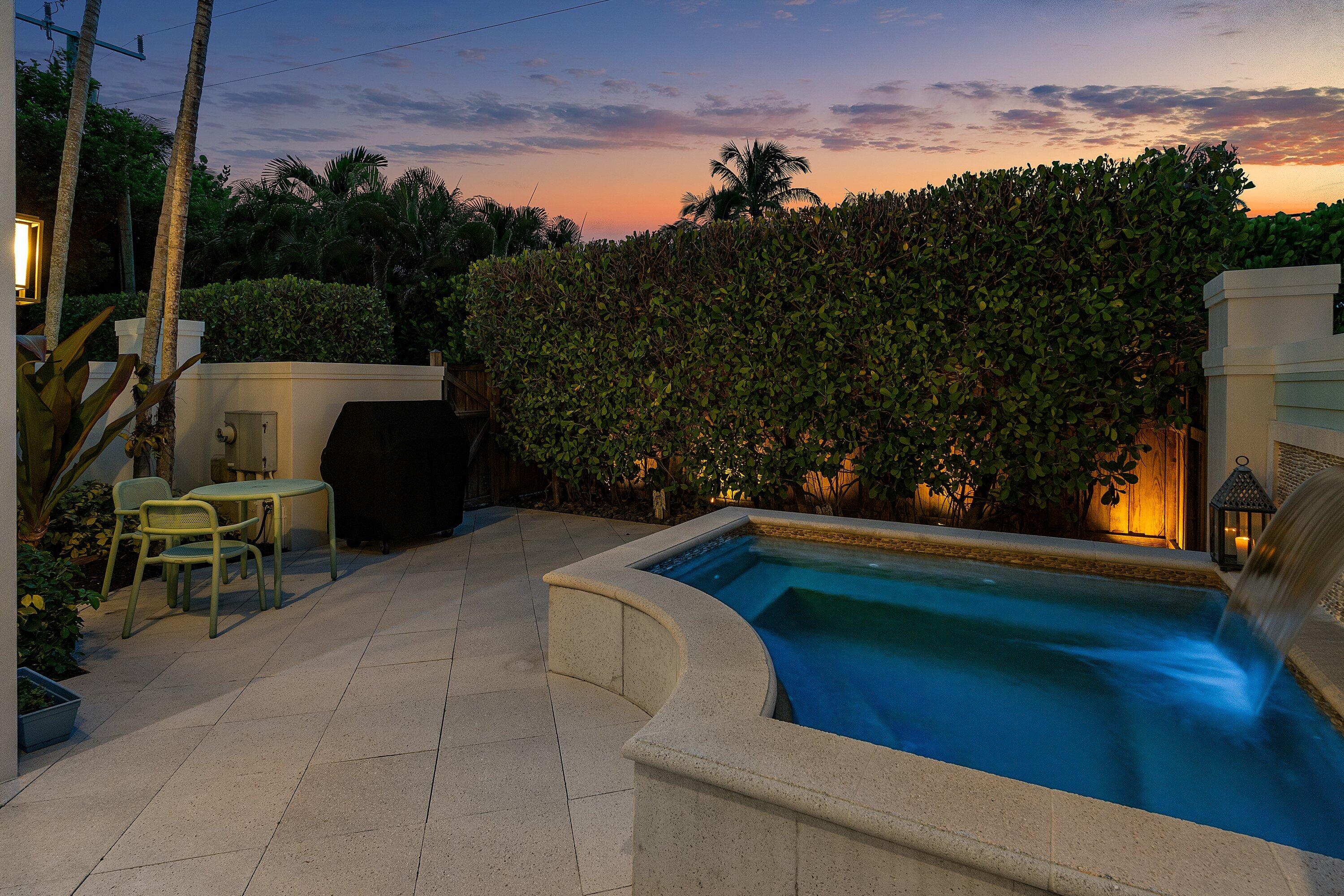 5 Adams, Ocean Ridge FL 33435