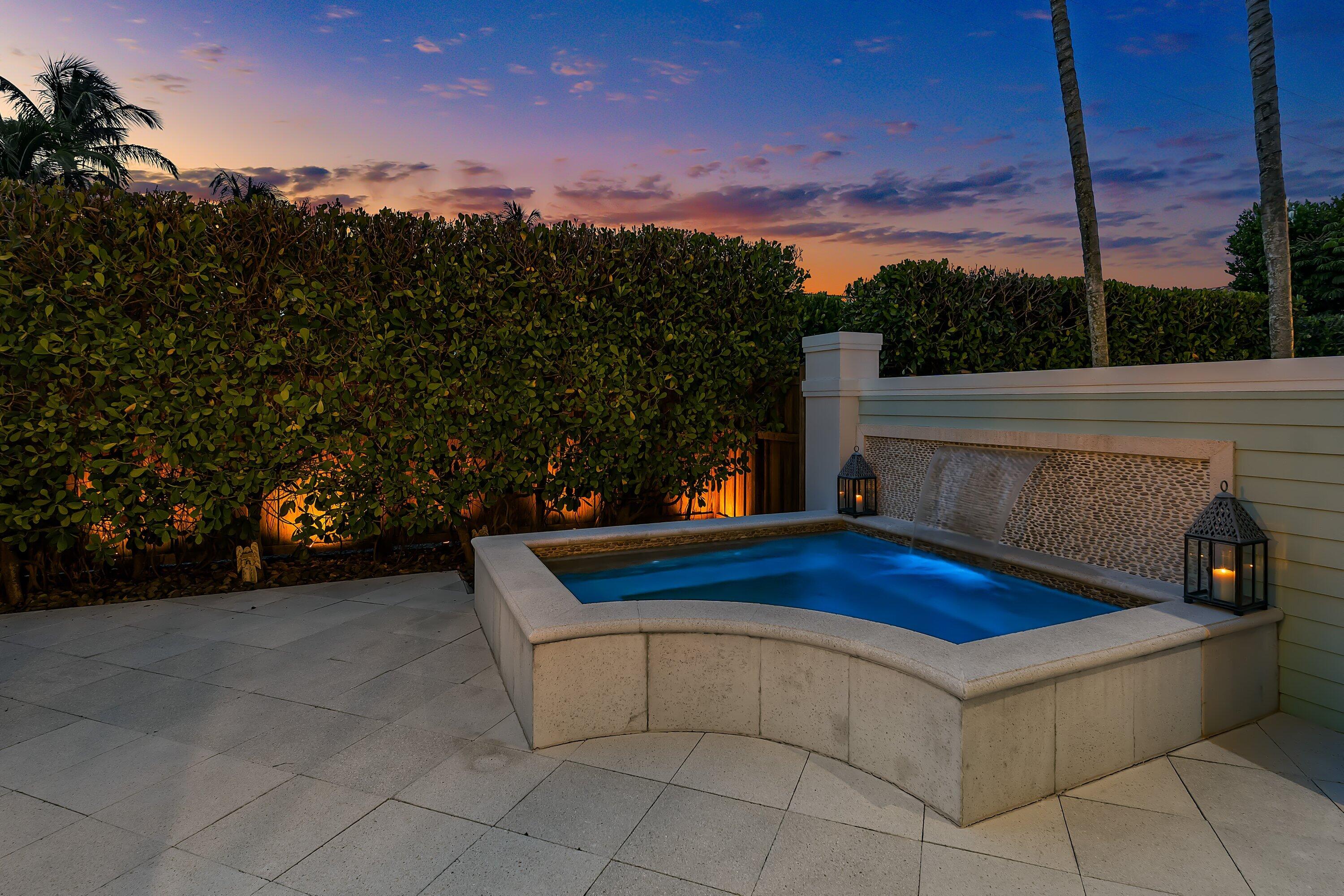 5 Adams, Ocean Ridge FL 33435