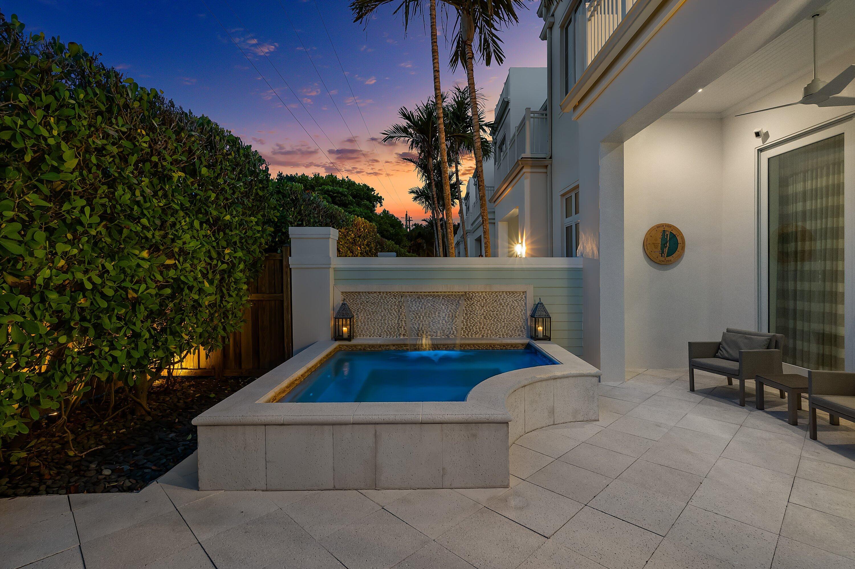 5 Adams, Ocean Ridge FL 33435