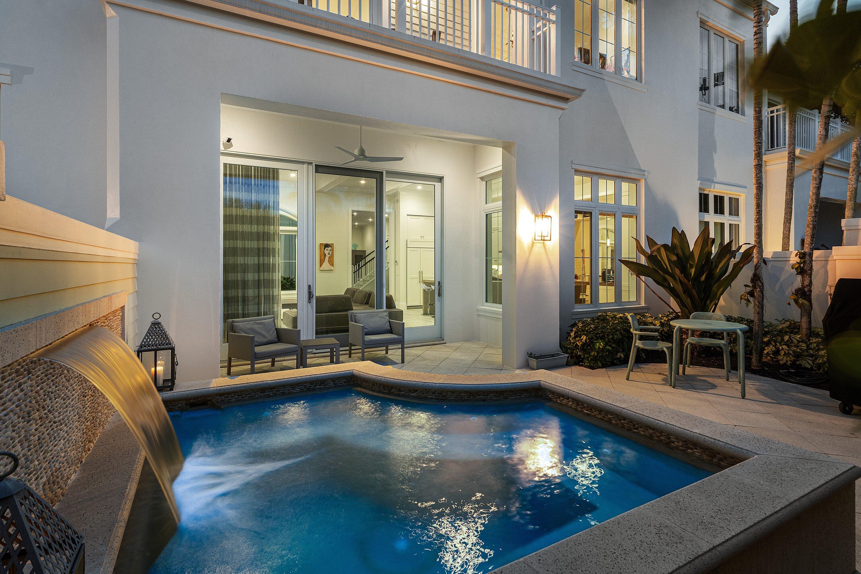 5 Adams, Ocean Ridge FL 33435