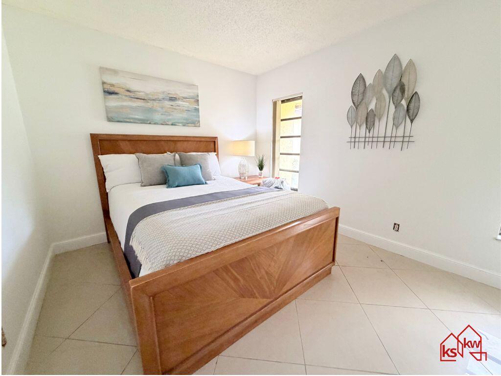 10335 GREENBRIAR, Boca Raton FL 33498