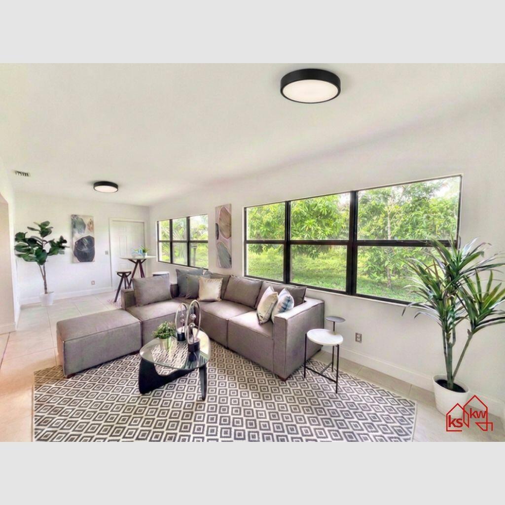 10335 GREENBRIAR, Boca Raton FL 33498