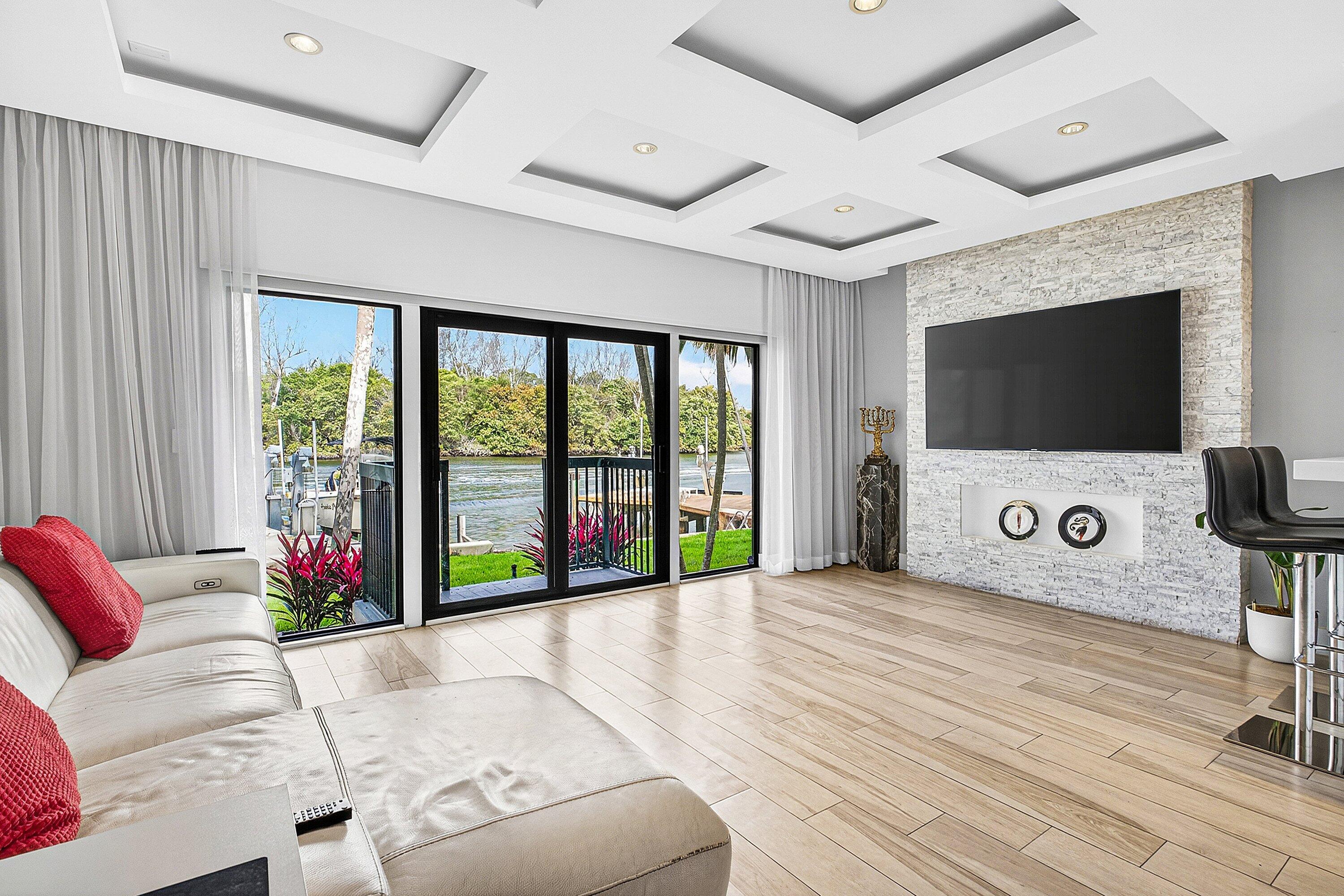 605 NE 19th, Deerfield Beach FL 33441