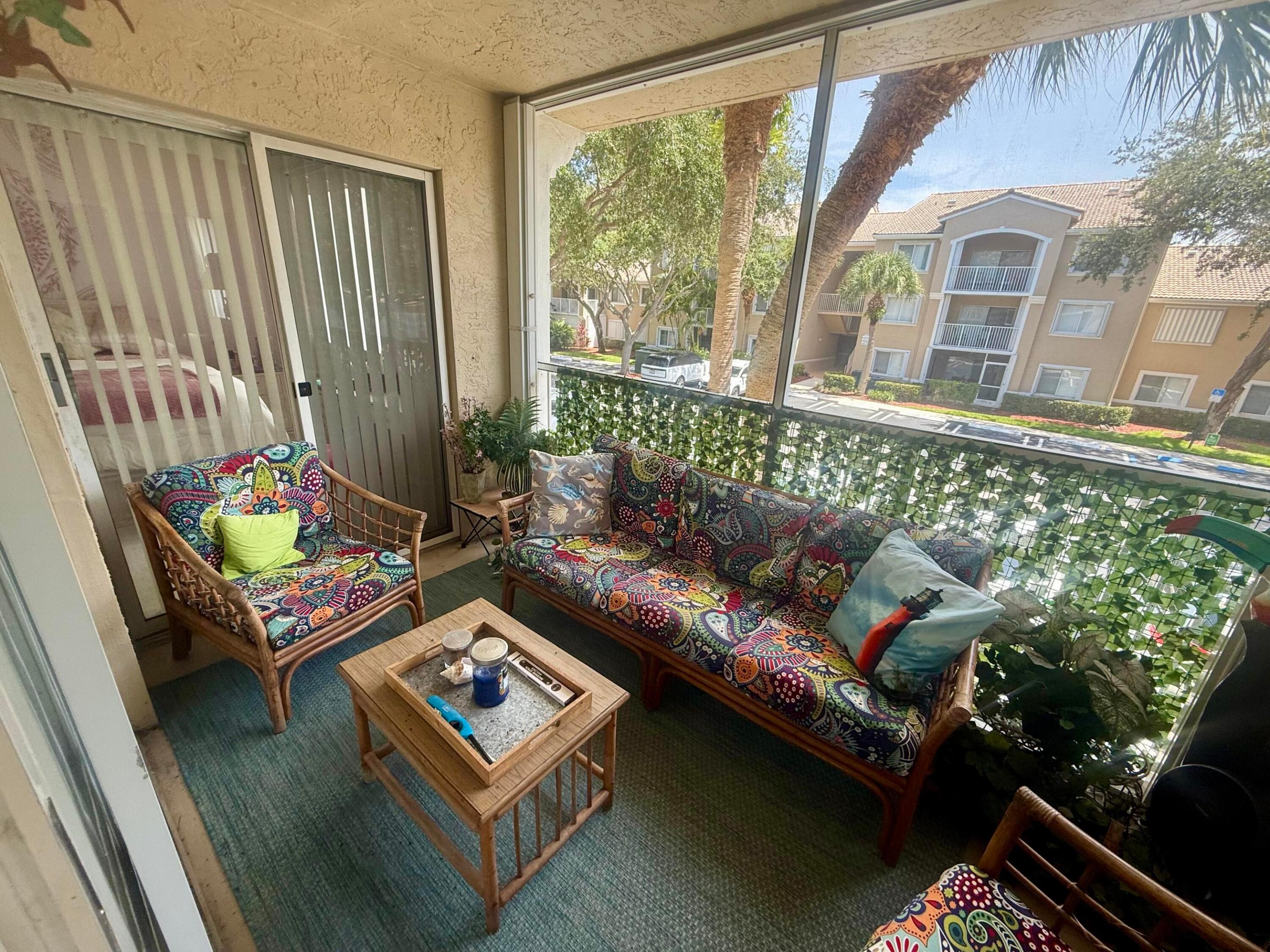284 VILLAGE #9207, Tequesta FL 33469