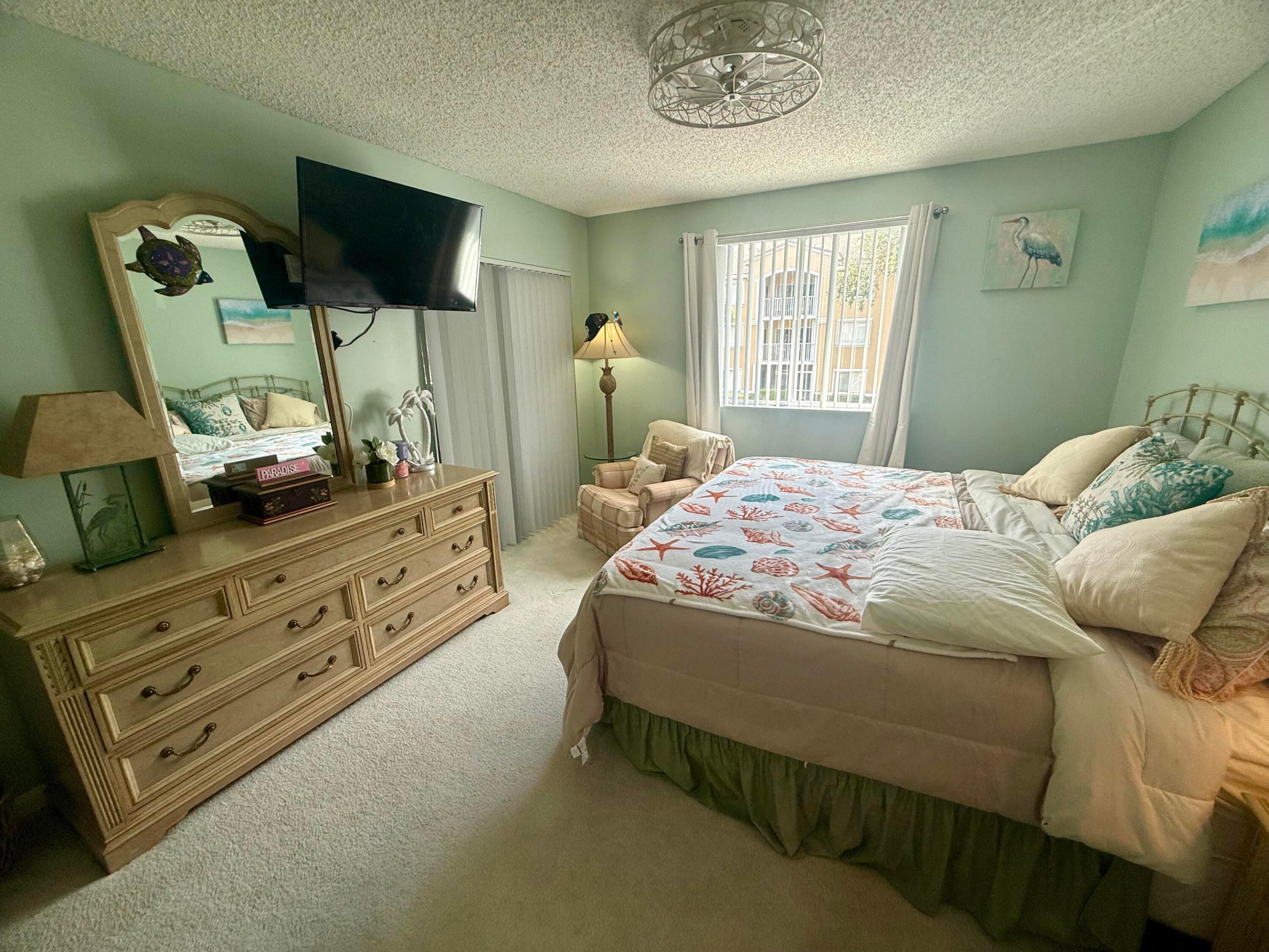 284 VILLAGE #9207, Tequesta FL 33469