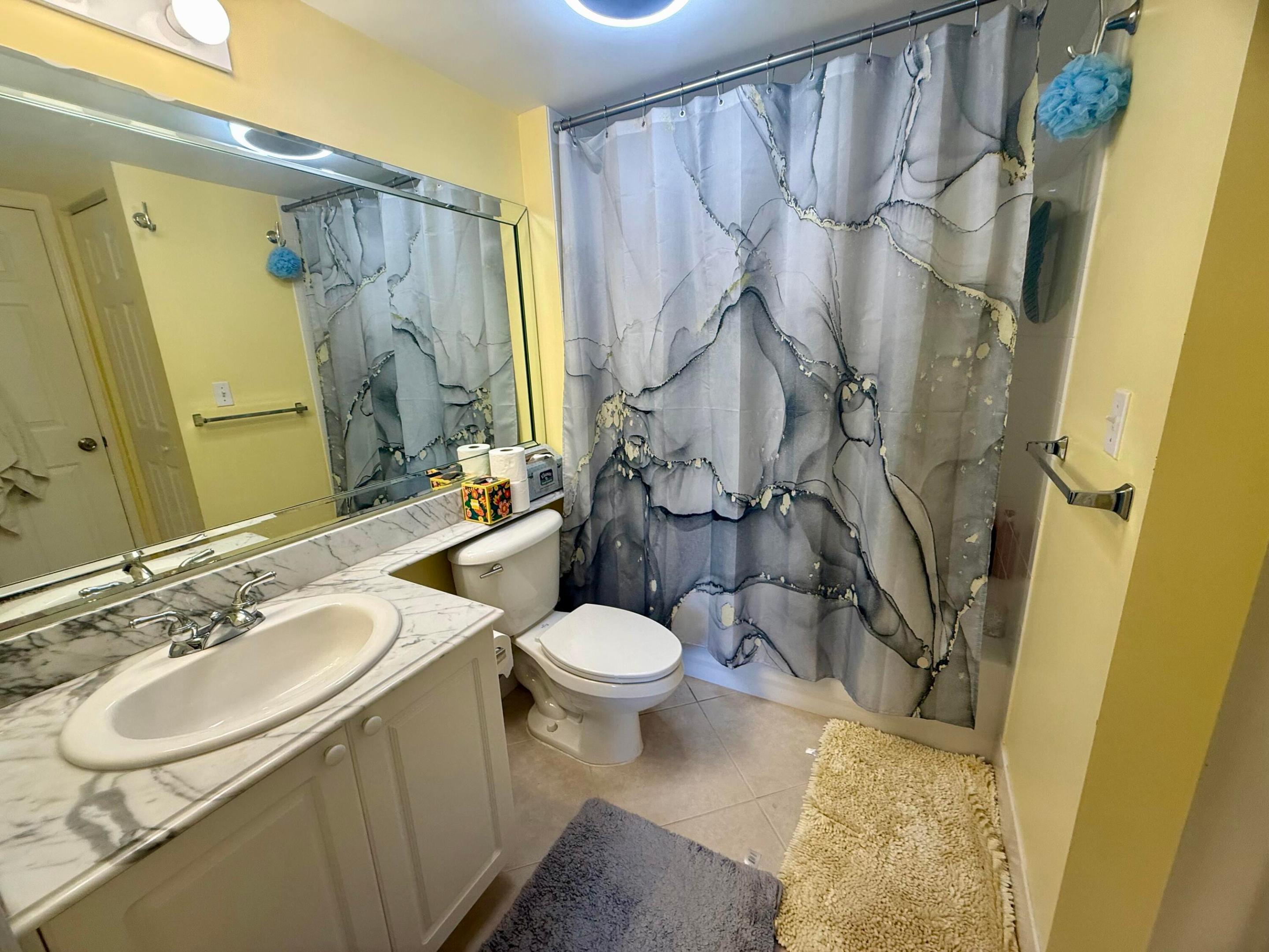 284 VILLAGE #9207, Tequesta FL 33469