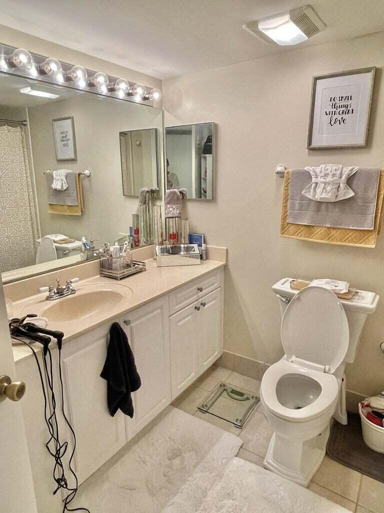 300 CRESTWOOD #309, Royal Palm Beach FL 33411
