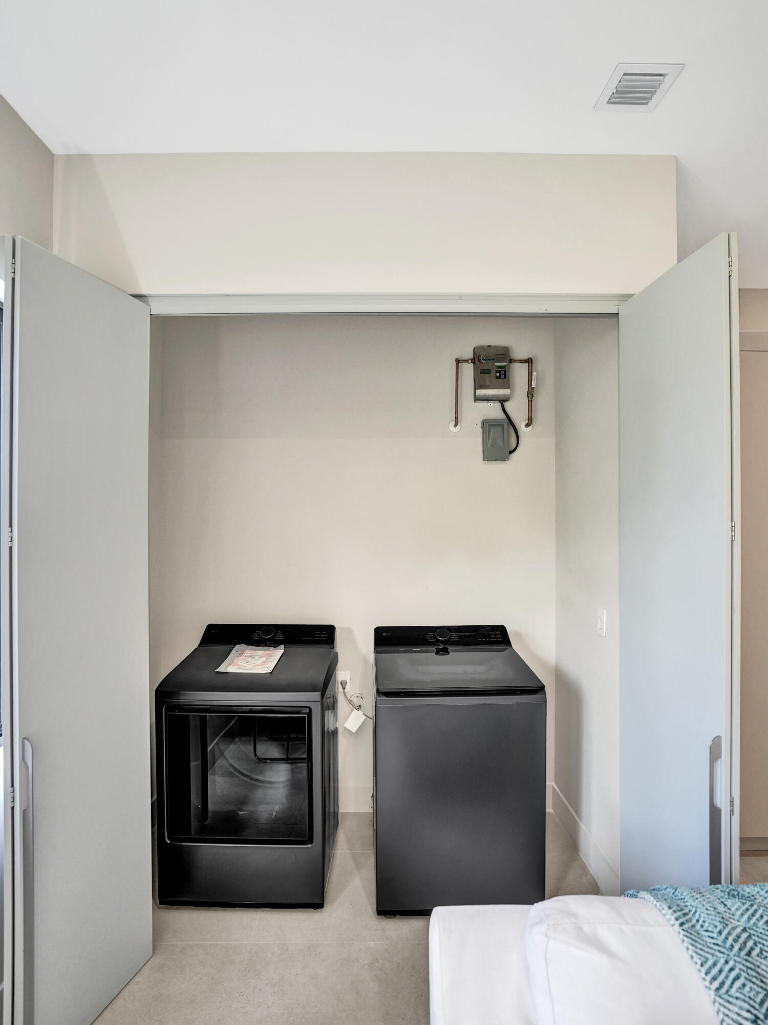 1140 SE 6TH, Fort Lauderdale FL 33316