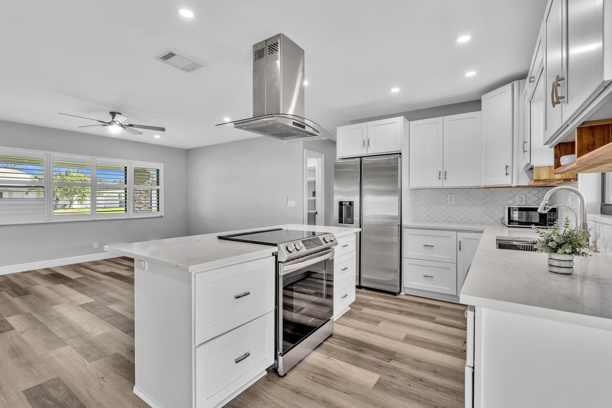 2056 PARK, Boca Raton FL 33486