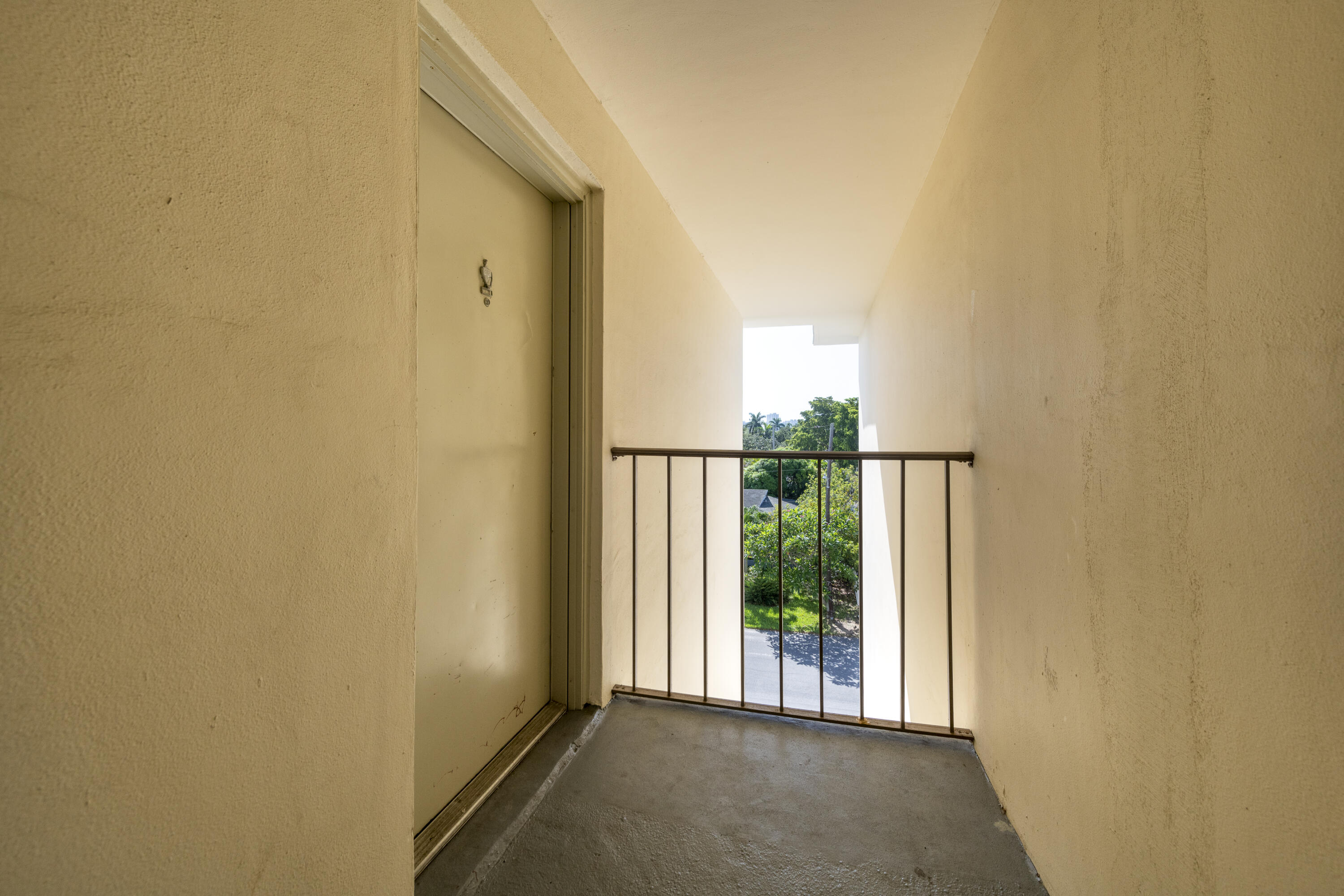 4501 NE 21ST #412, Fort Lauderdale FL 33308