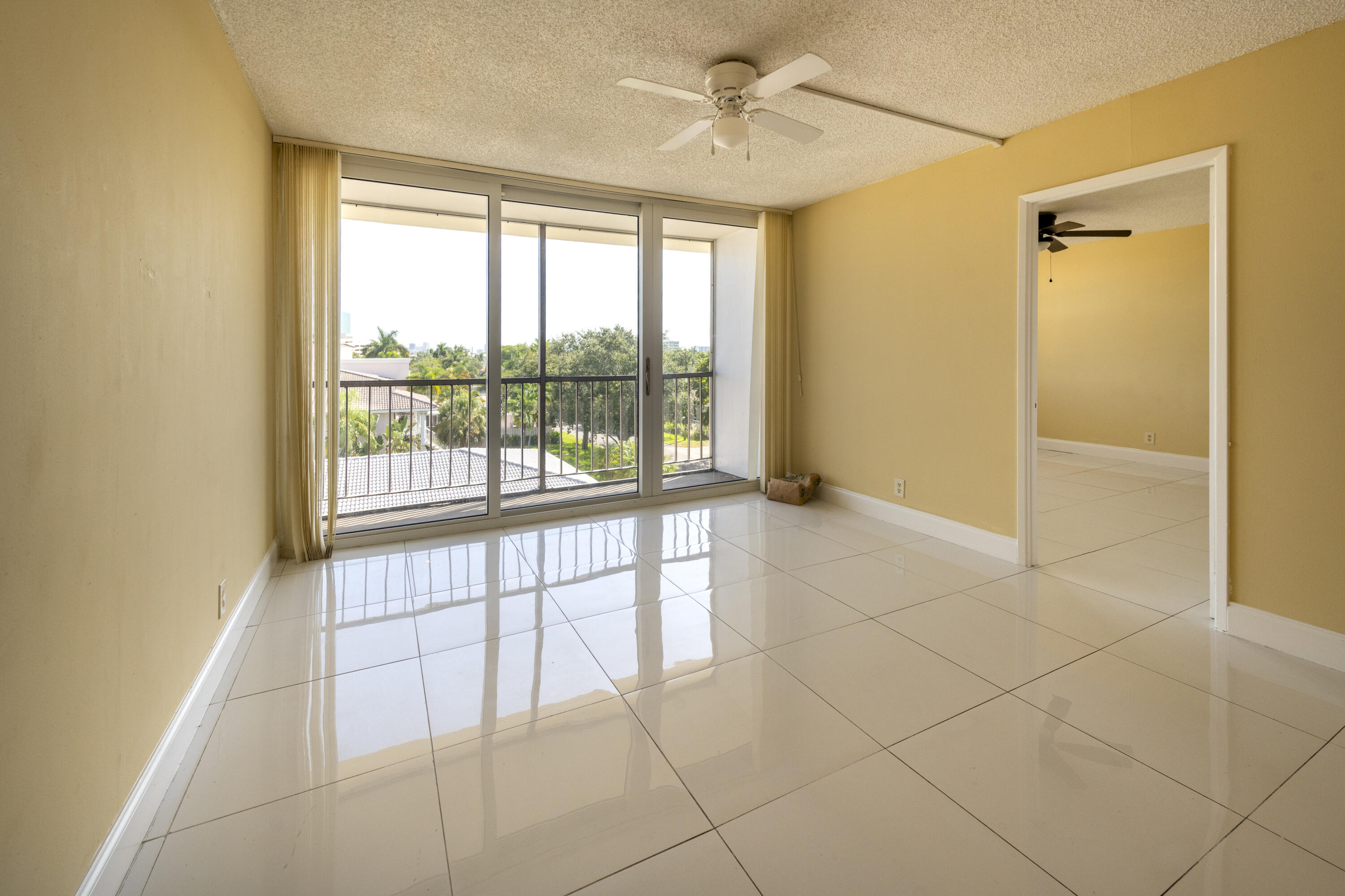 4501 NE 21ST #412, Fort Lauderdale FL 33308