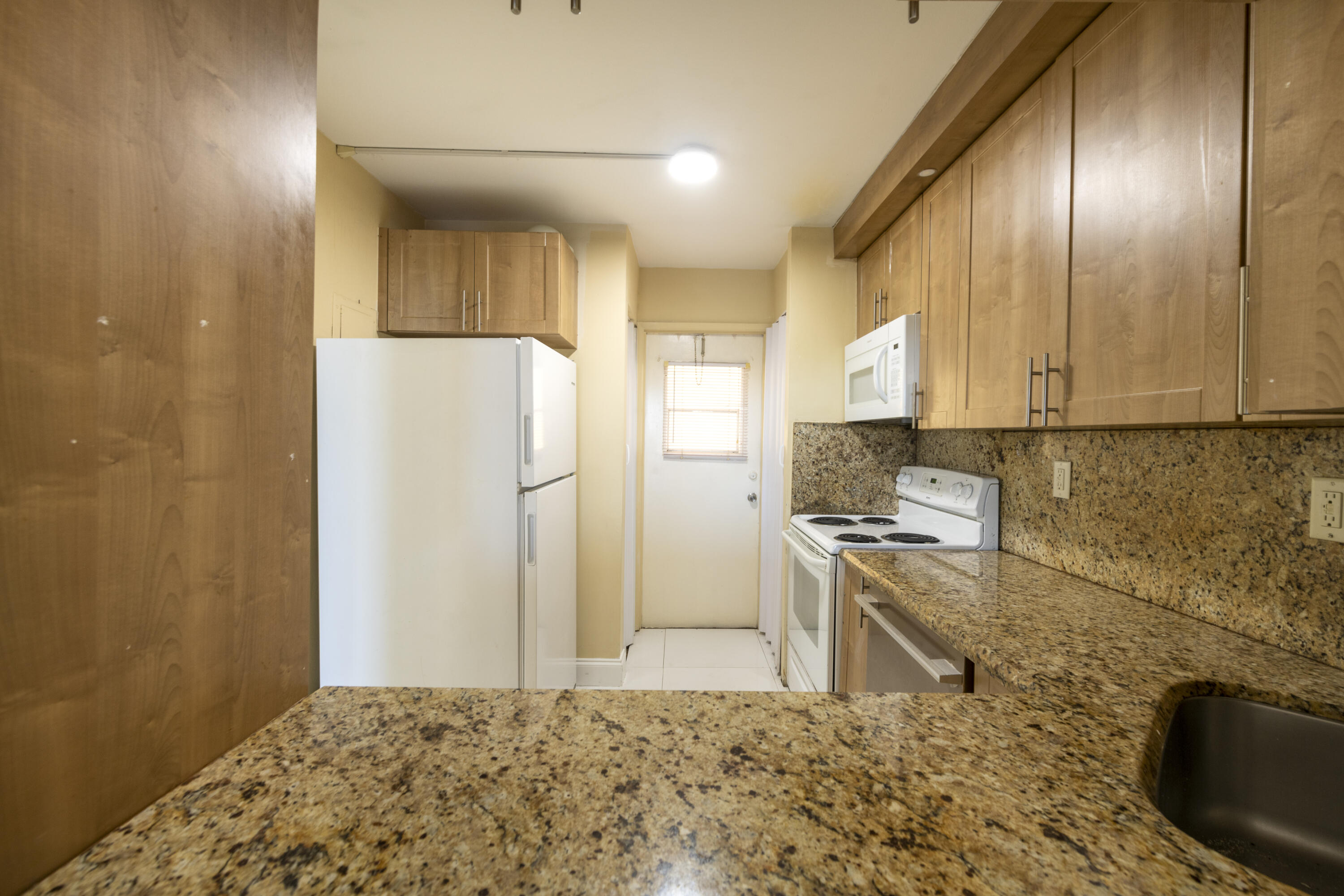 4501 NE 21ST #412, Fort Lauderdale FL 33308