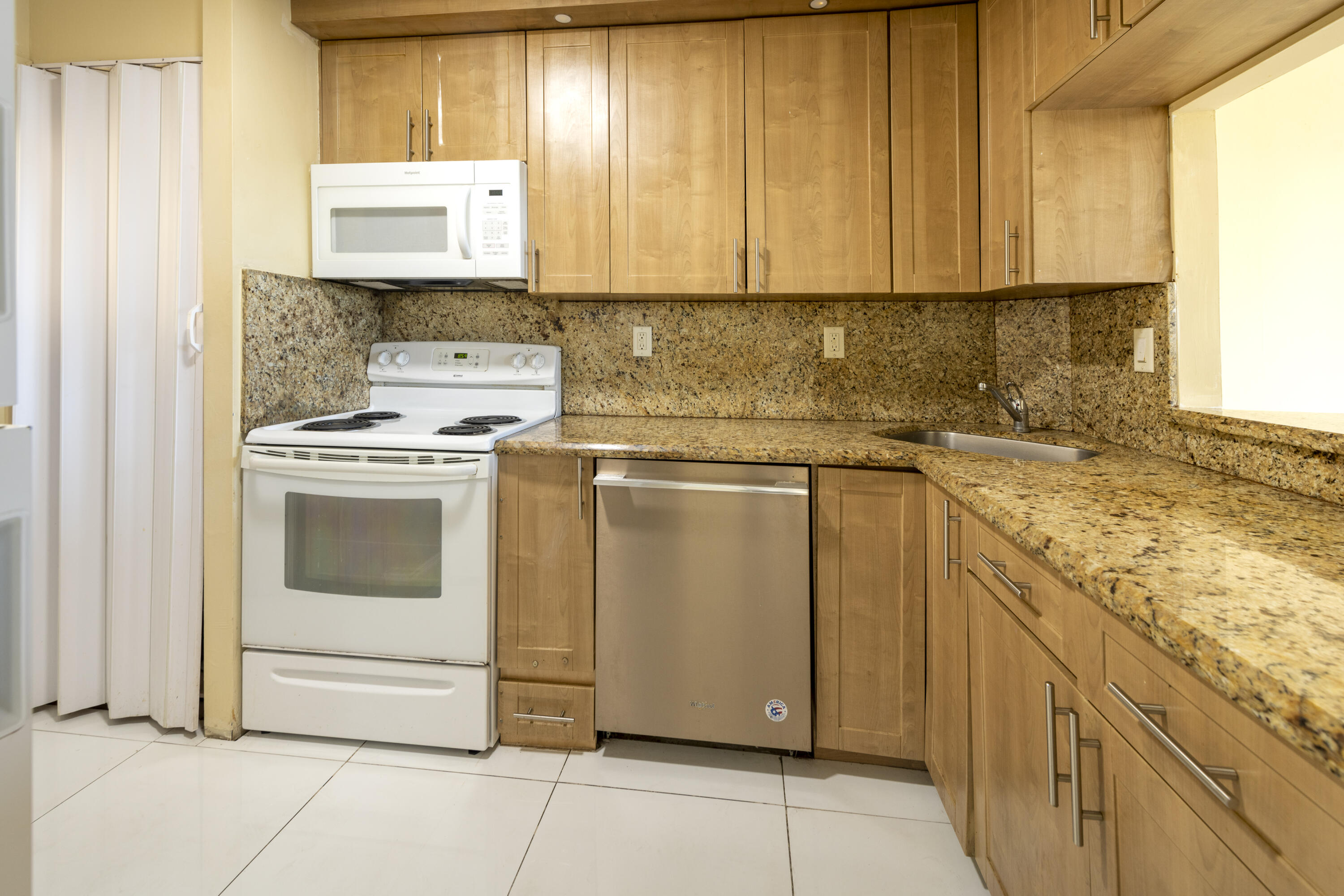 4501 NE 21ST #412, Fort Lauderdale FL 33308