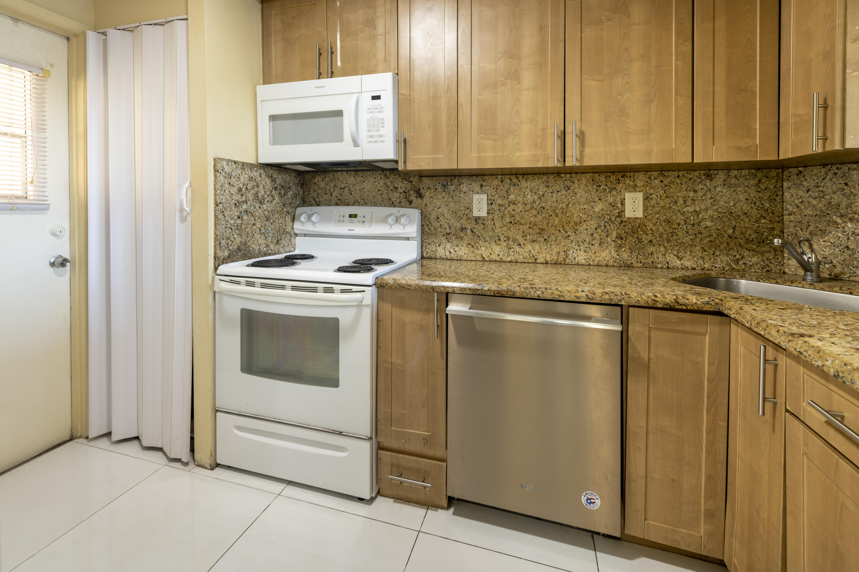 4501 NE 21ST #412, Fort Lauderdale FL 33308