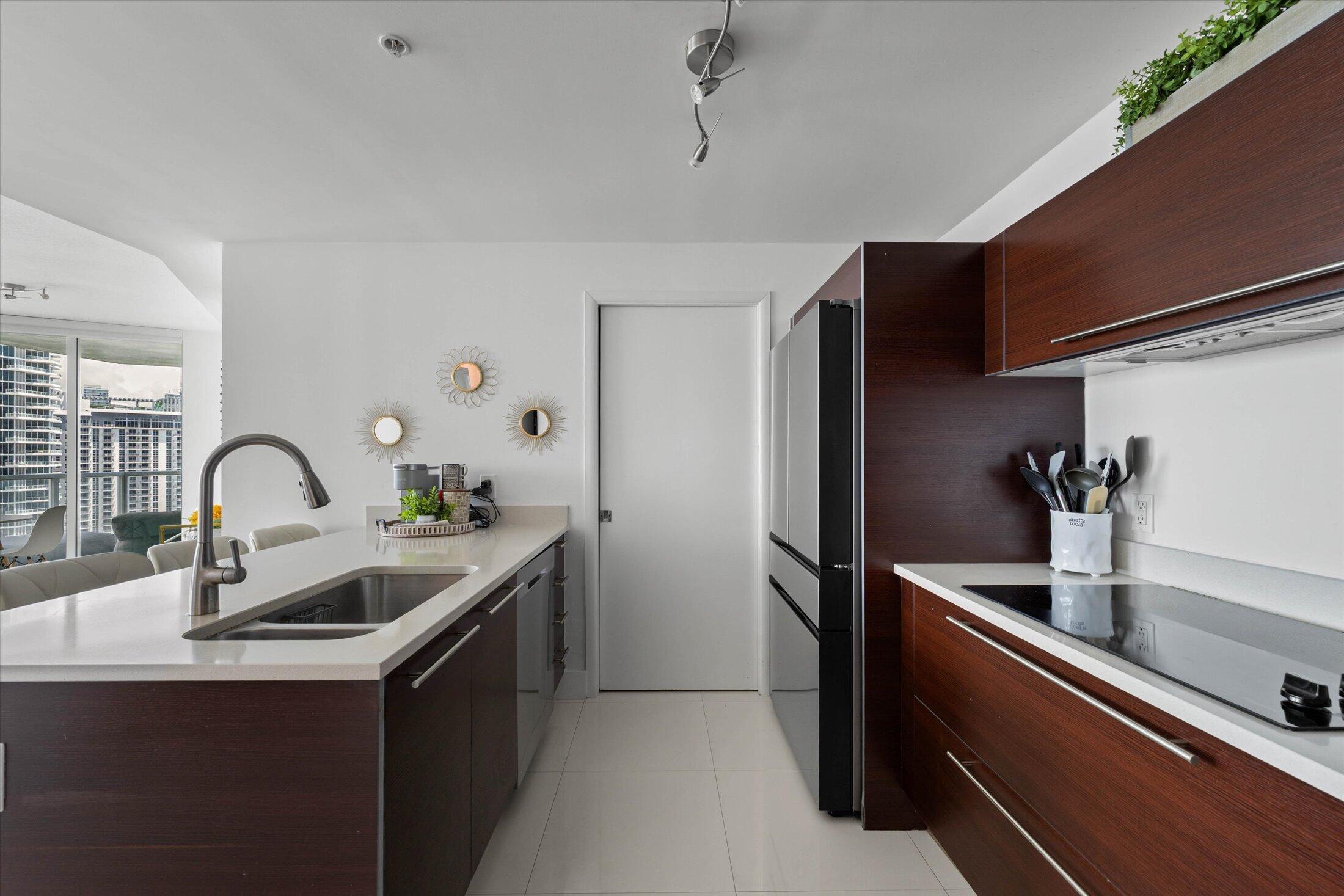 1900 N Bayshore #2312, Miami FL 33132