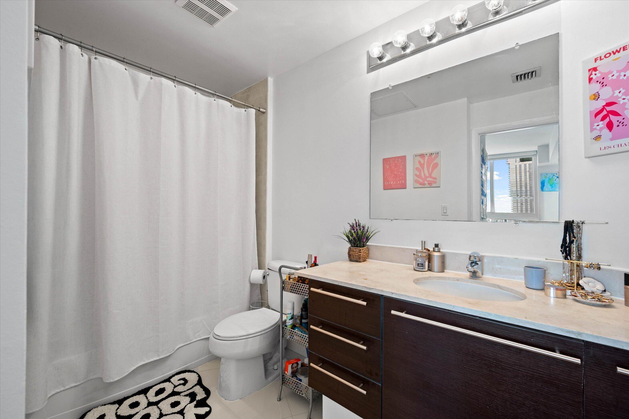 1900 N Bayshore #2312, Miami FL 33132