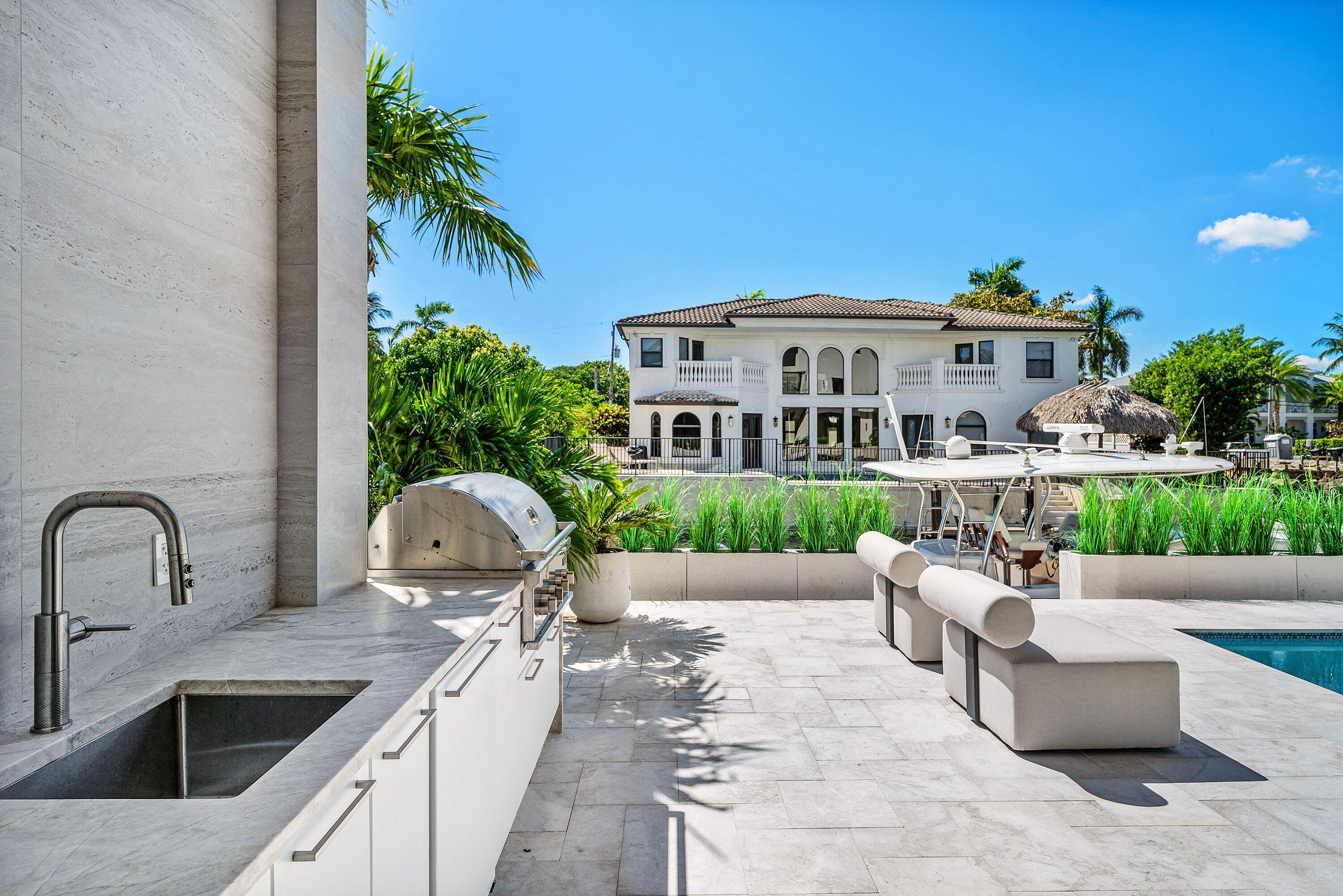 748 NE 72nd, Boca Raton FL 33487