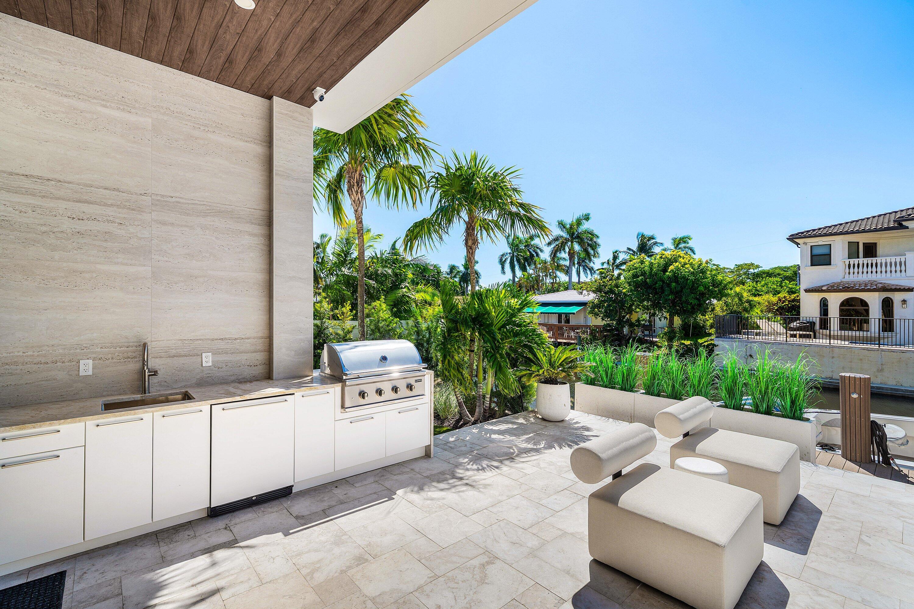 748 NE 72nd, Boca Raton FL 33487