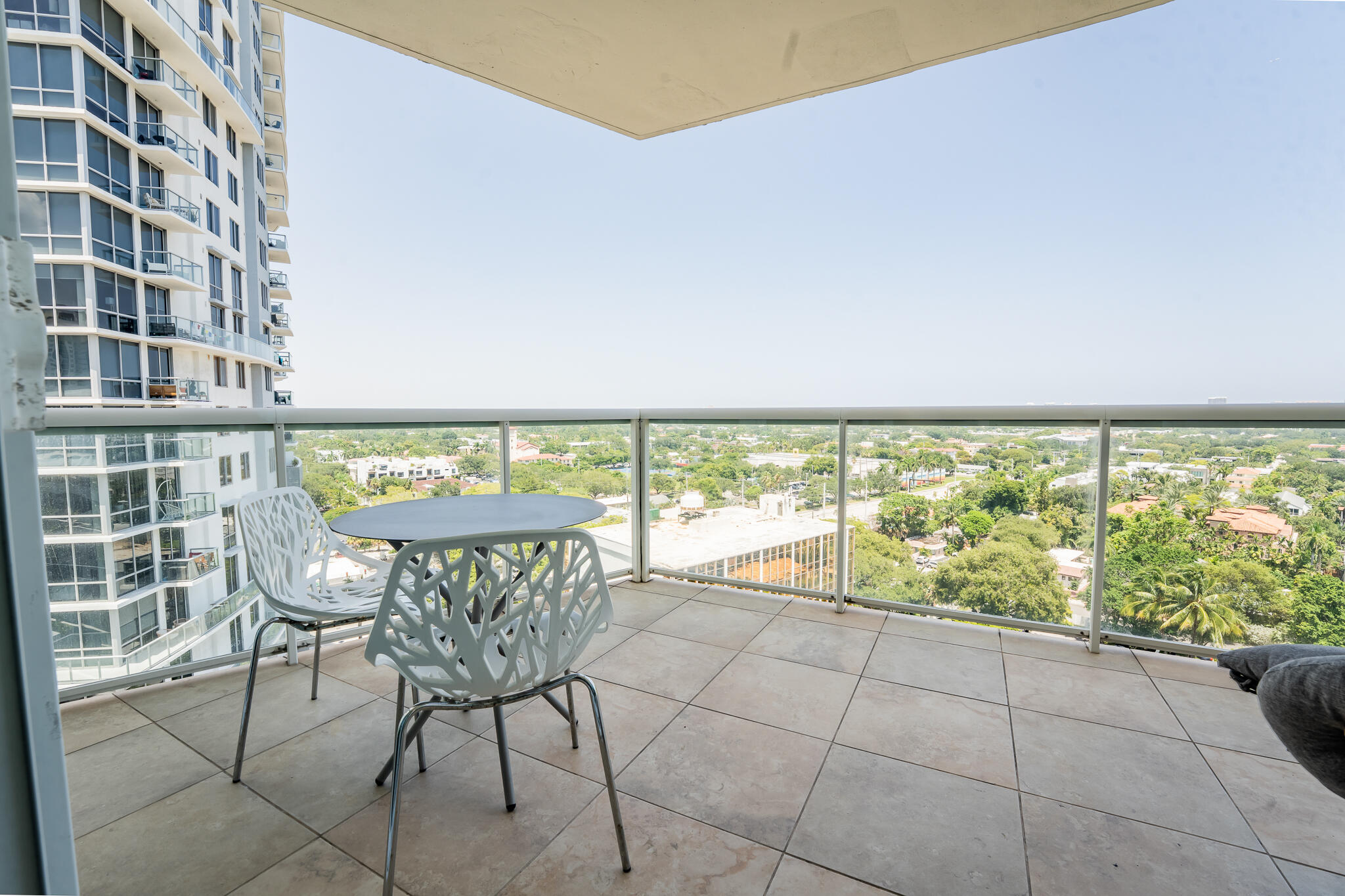111 SE 8th #1402, Fort Lauderdale FL 33301