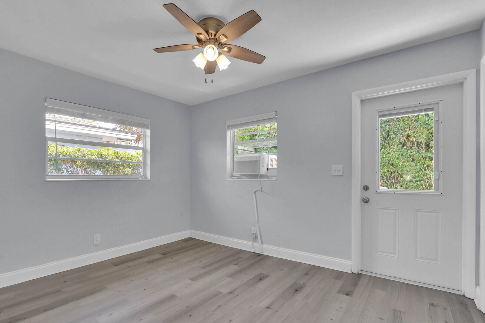 112 SANDAL #4, Palm Beach Shores FL 33404