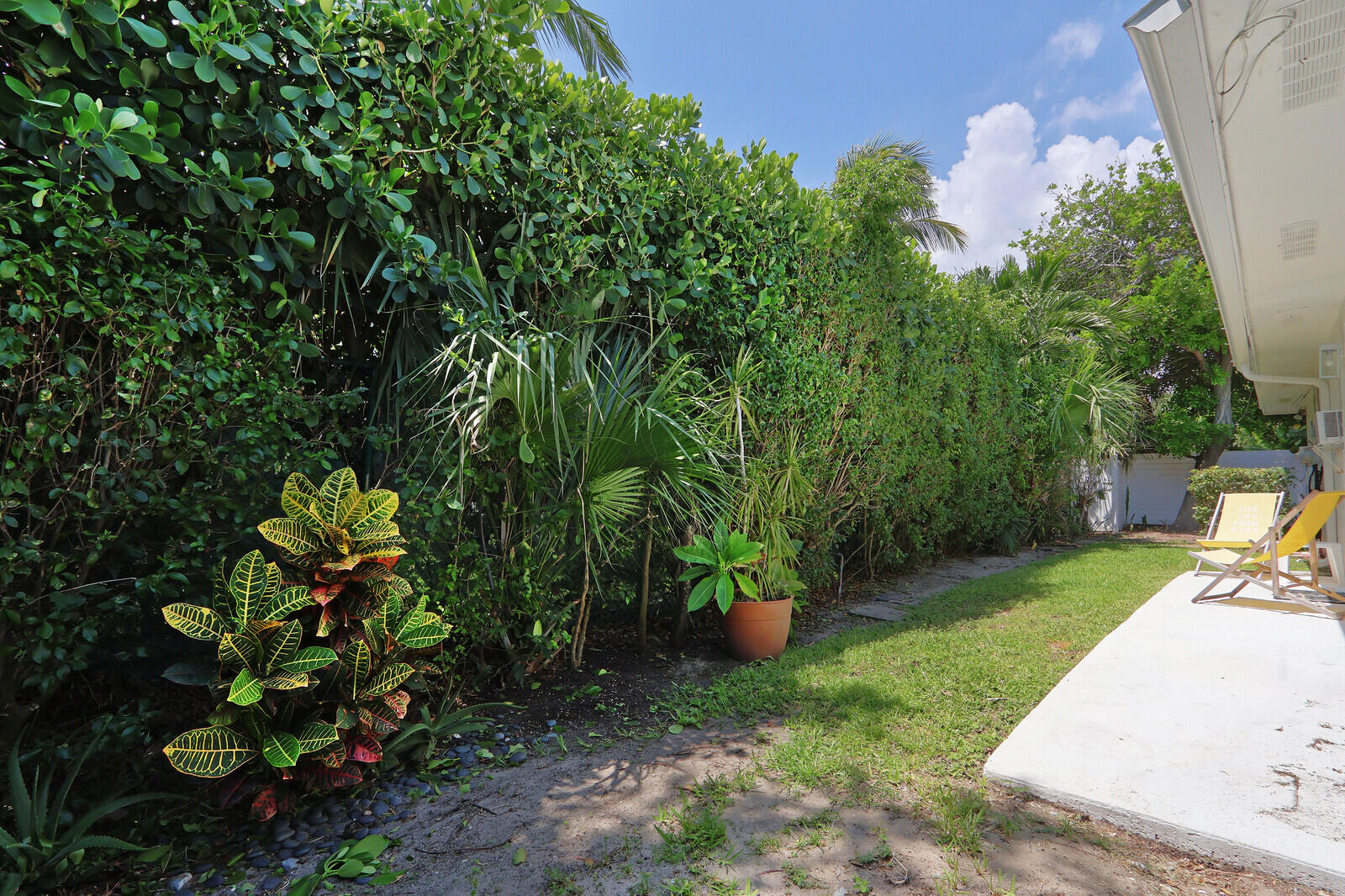 112 SANDAL #4, Palm Beach Shores FL 33404