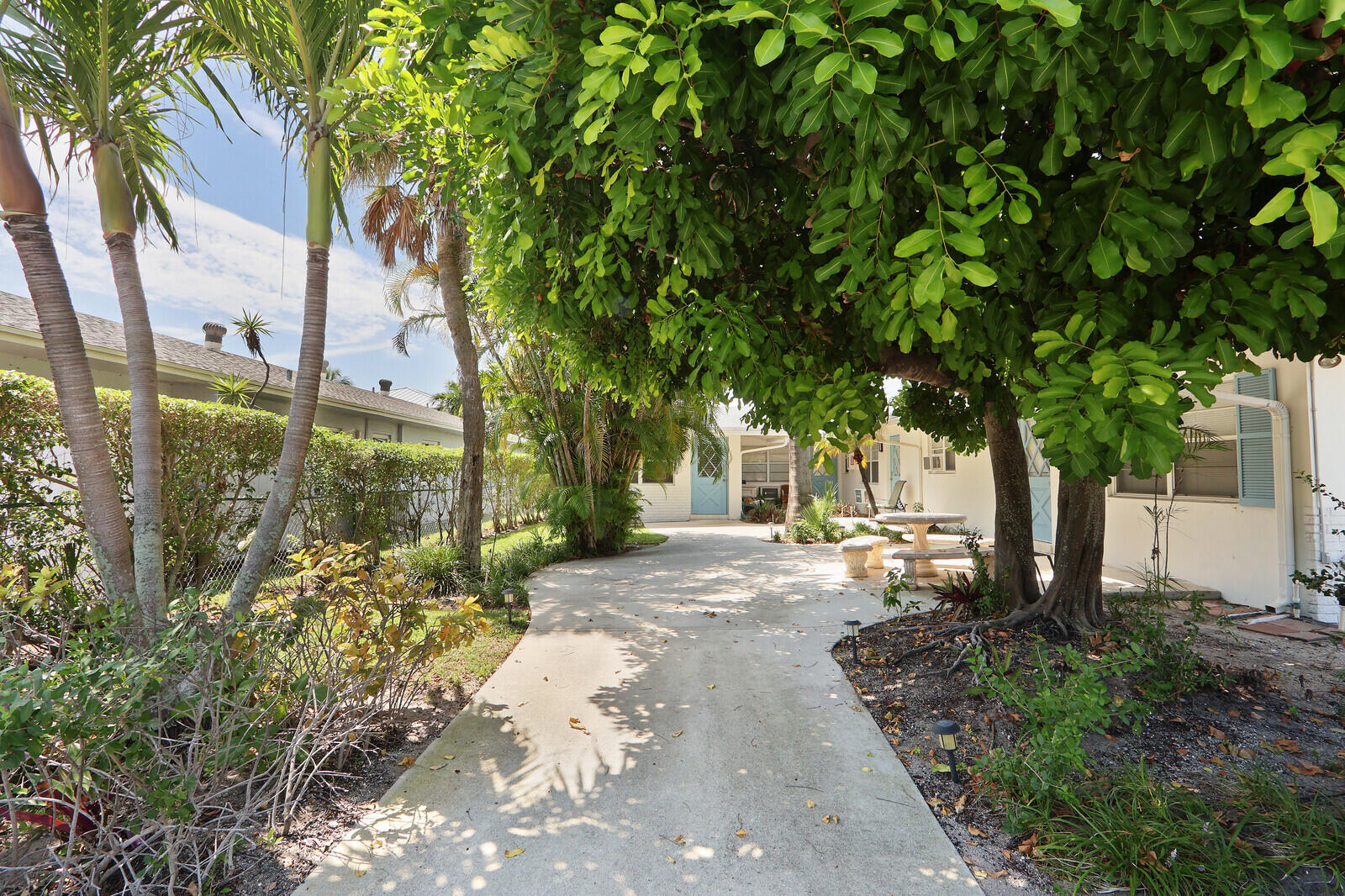 112 SANDAL #4, Palm Beach Shores FL 33404